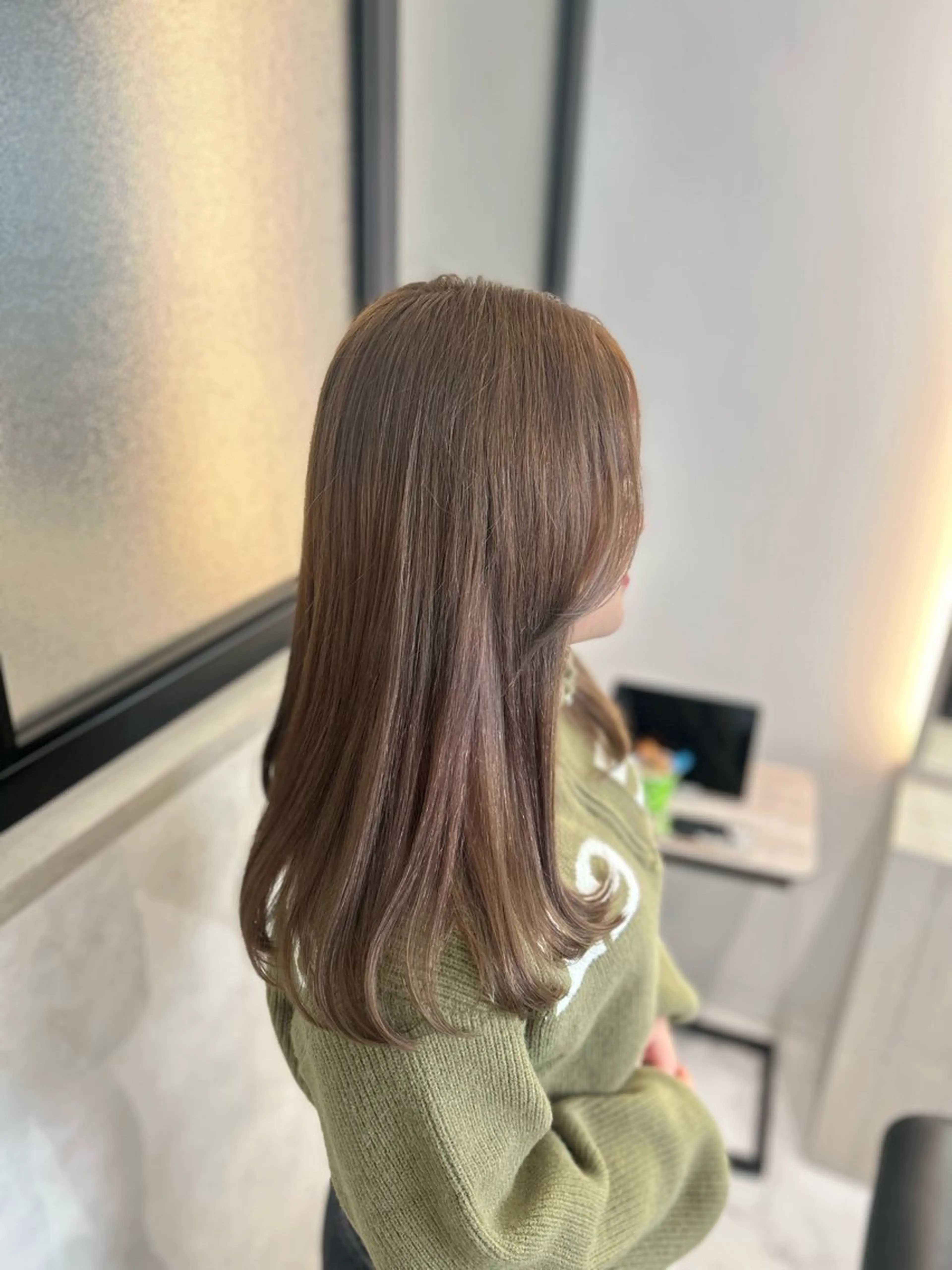 セミロング カラー ヘアカラー トリートメント &chaLme   心斎橋所属・emi/髪質改善/ 韓国風/艶カラーのヘアスタイル