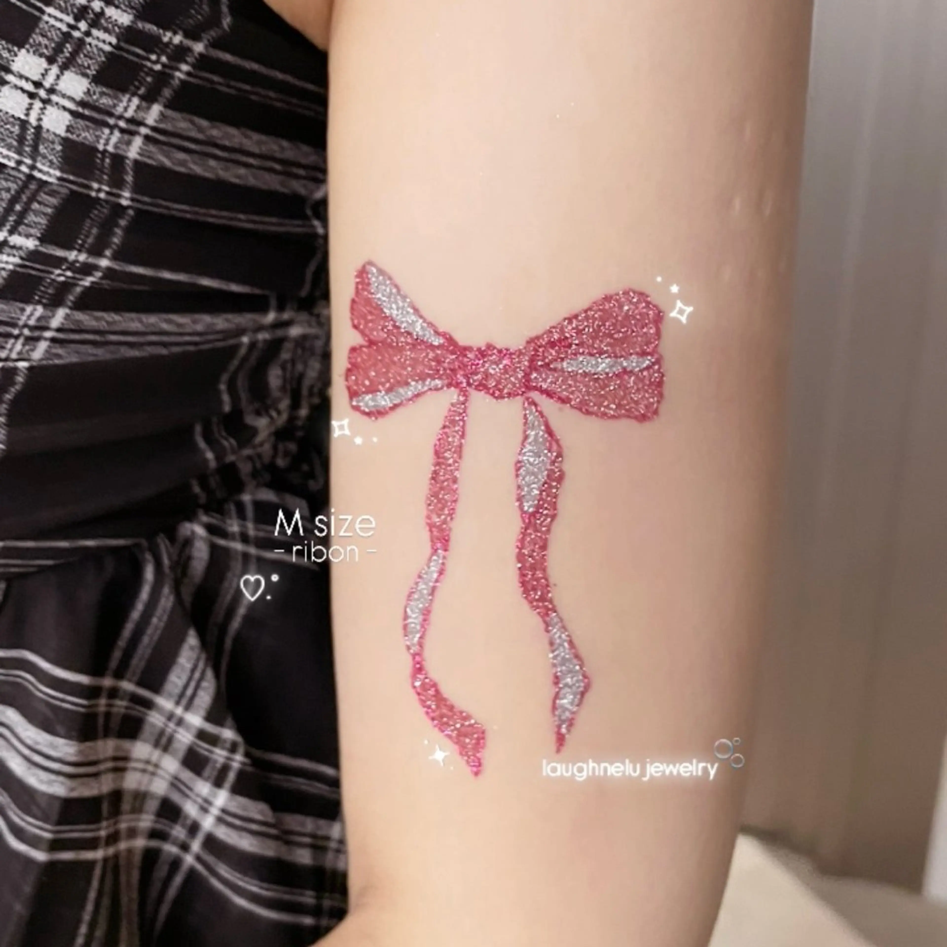 《写真映え抜群！》ボディージュエリー♪ Mサイズ(約8cm) ￥7500 →の写真