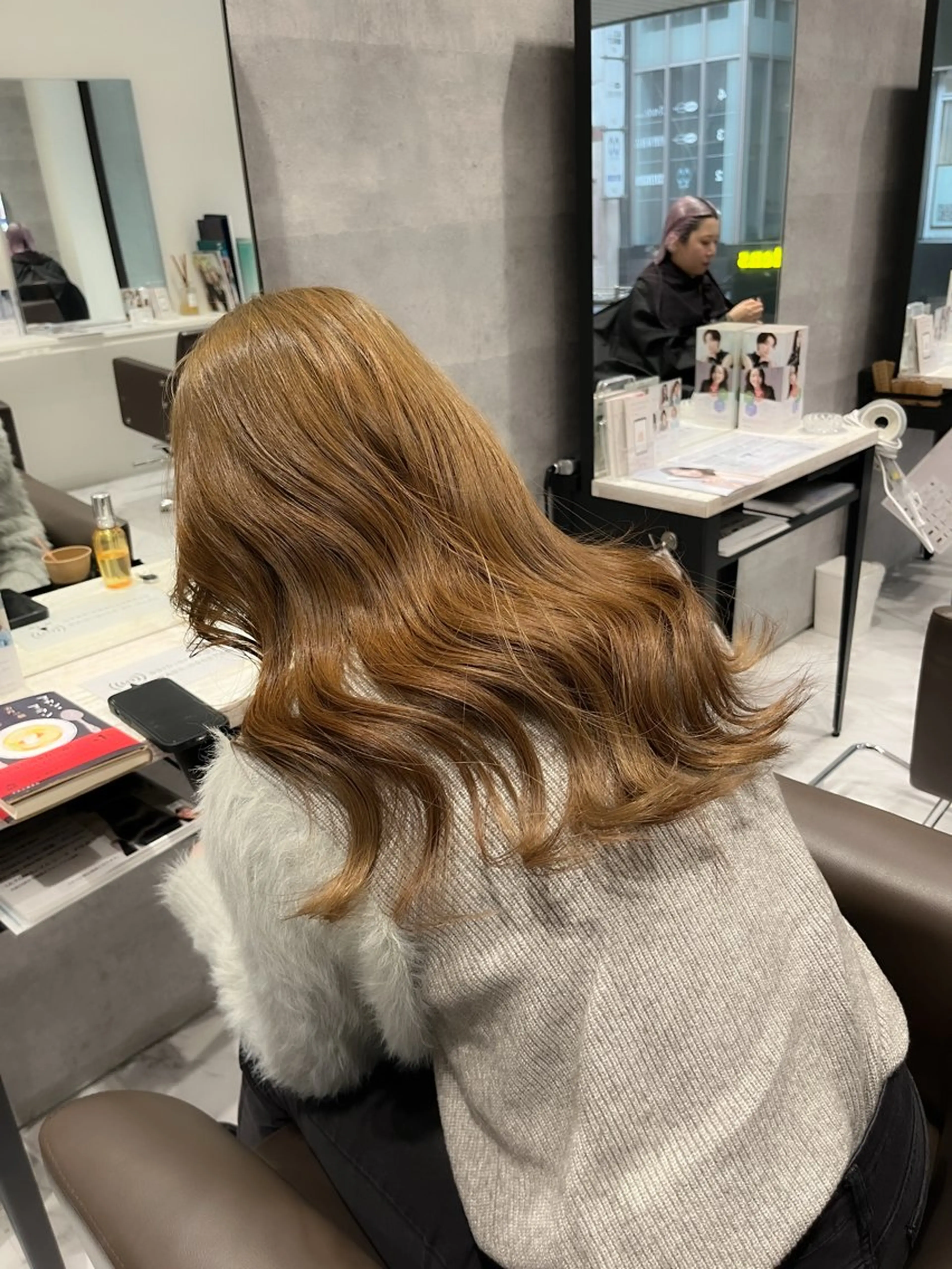 セミロング カラー ヘアカラー 坂本 理輝のヘアスタイル