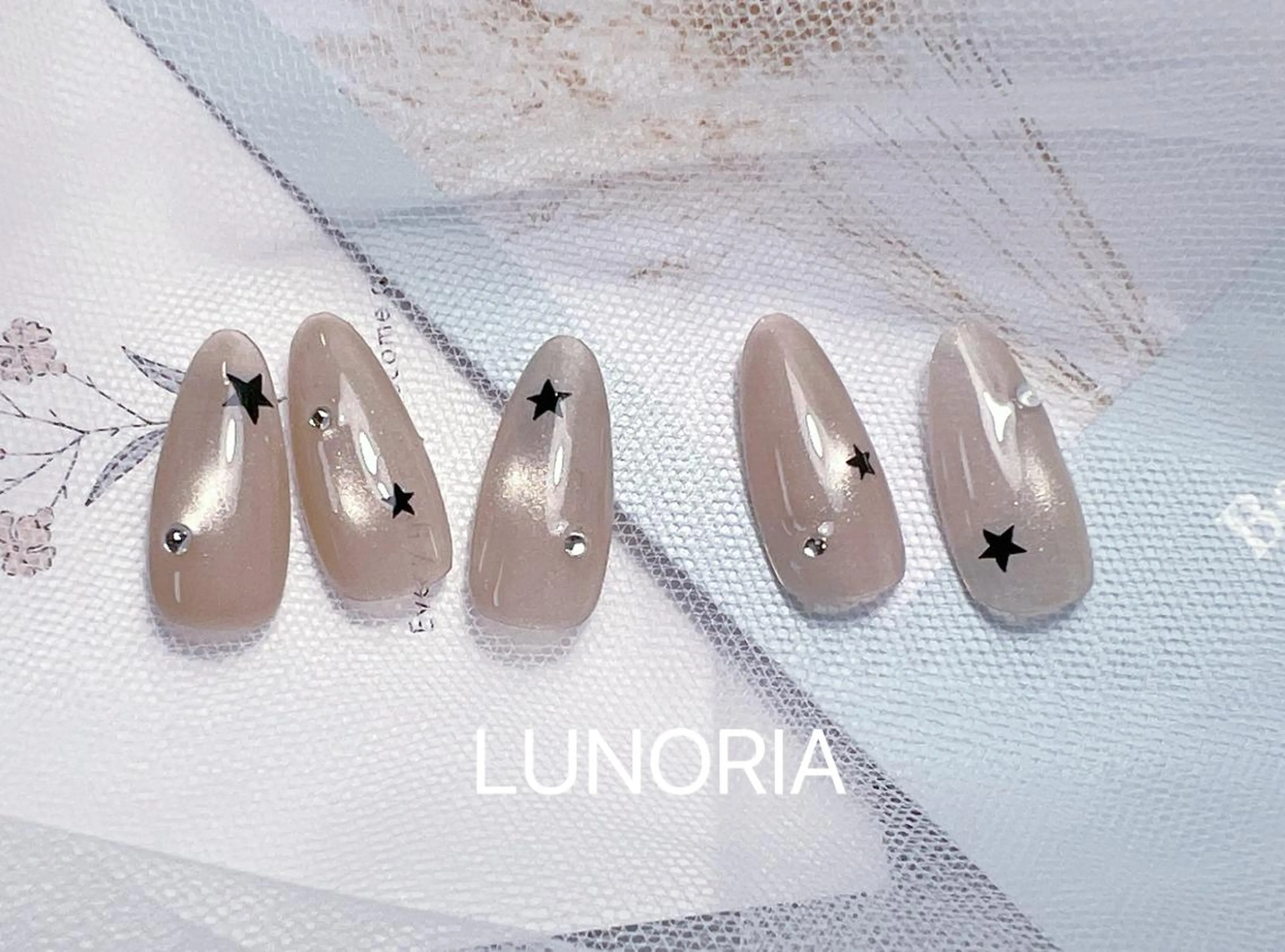 ネイル ハンドネイル LUNORIA nail salonのネイルデザイン