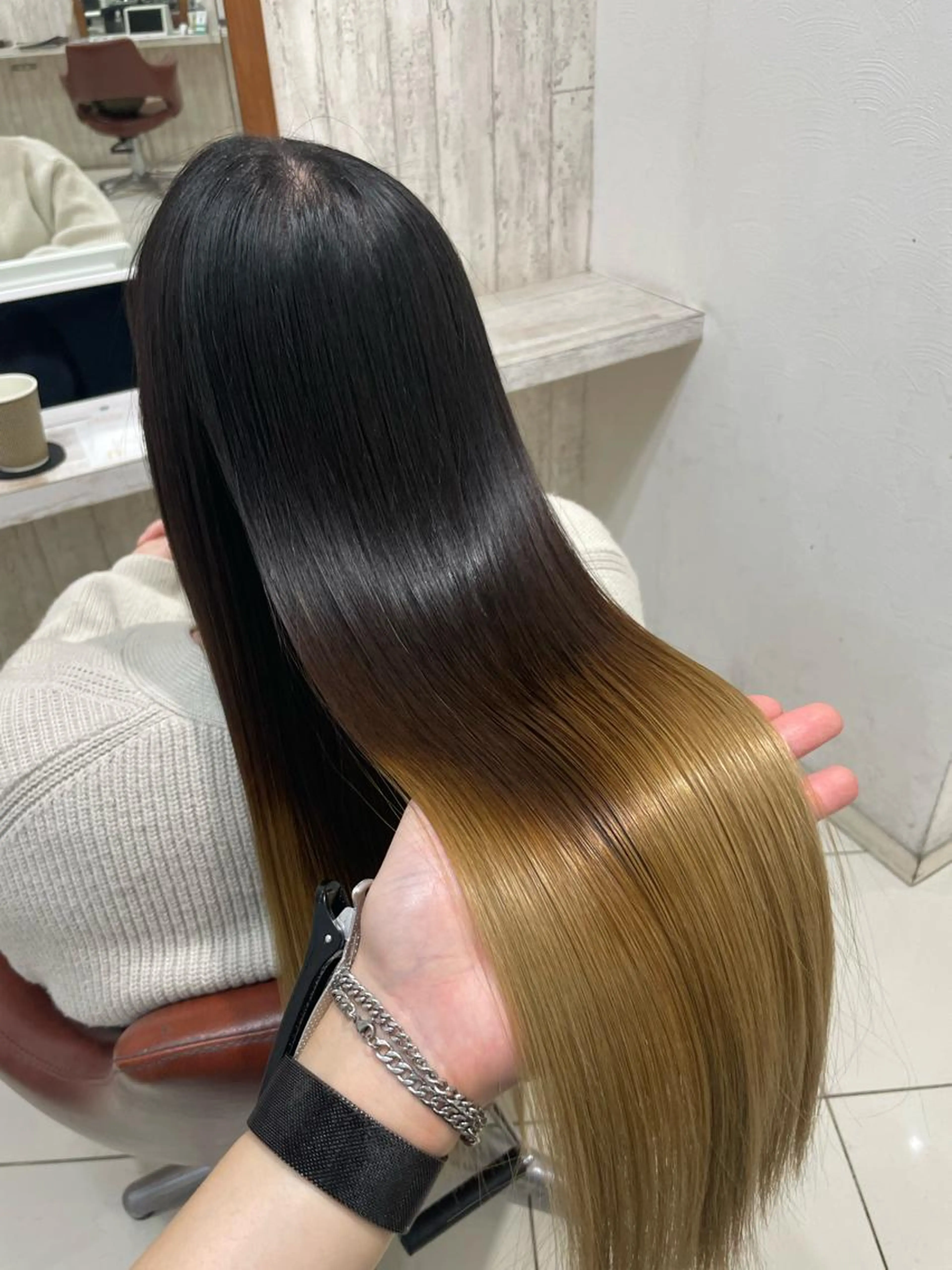 【髪の広がり うねりに】美髪髪質改善フル縮毛矯正＋5step髪質改善treatment✨　（カット込）の写真