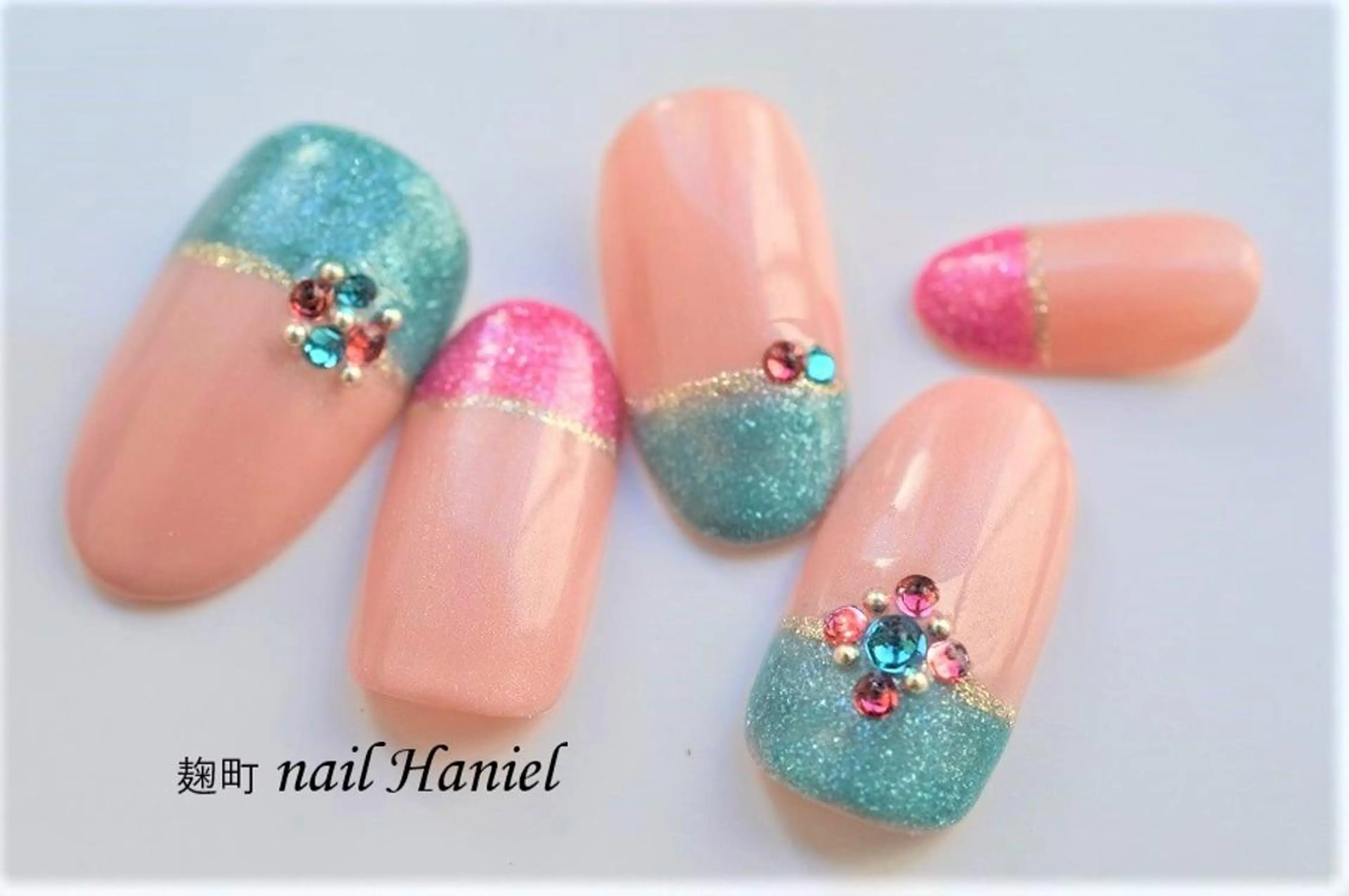 ネイル アートネイル ジェルネイル パラジェル 冬ネイル クリスマス nail Haniel所属・半蔵門サロンハニエル 魅神 ちよのネイルデザイン
