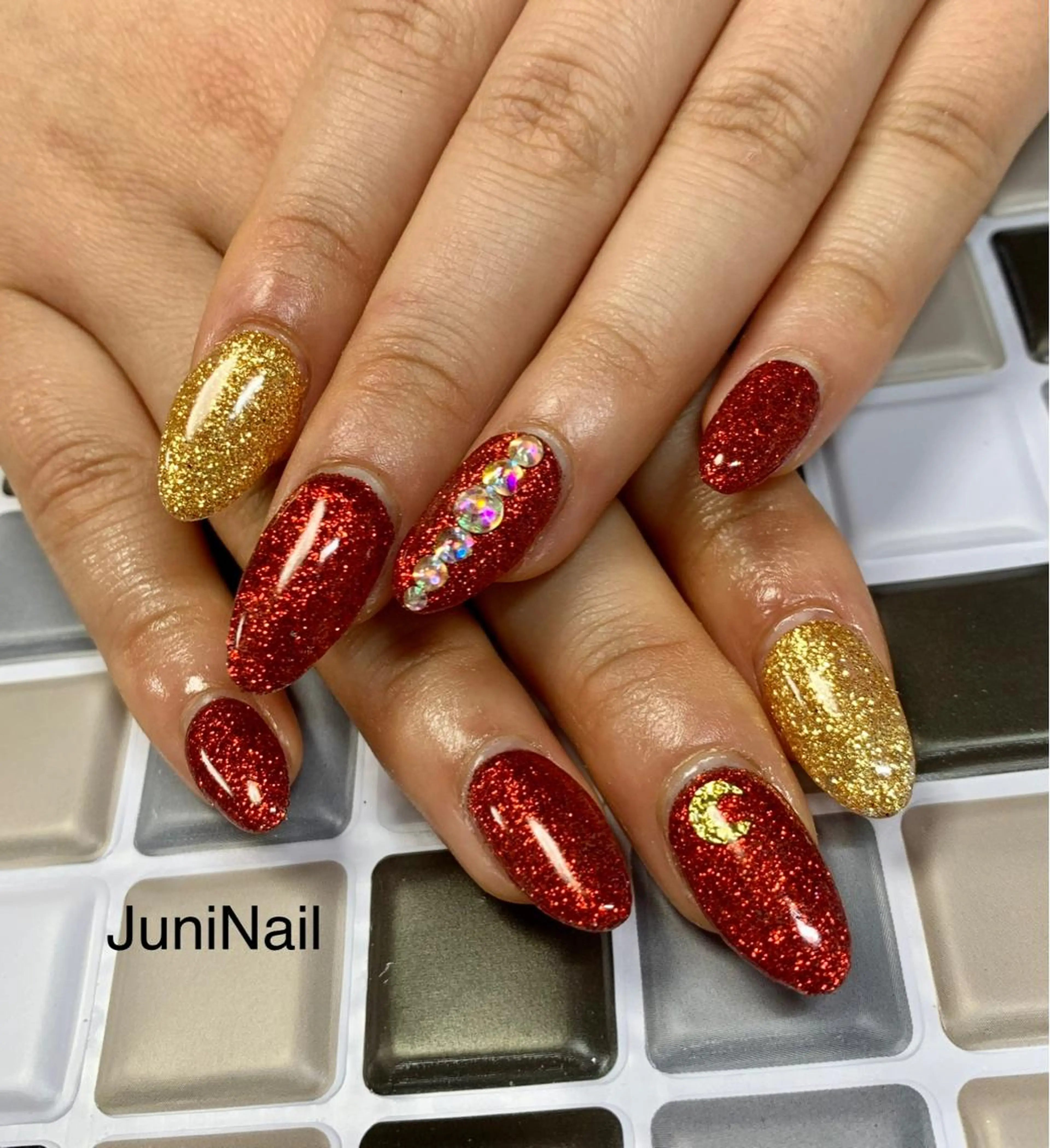 ネイル オーロラネイル クリアネイル 成人式 フラッシュネイル フレンチネイル ハンドネイル JuniNail 주니네일🇰🇷suのネイルデザイン