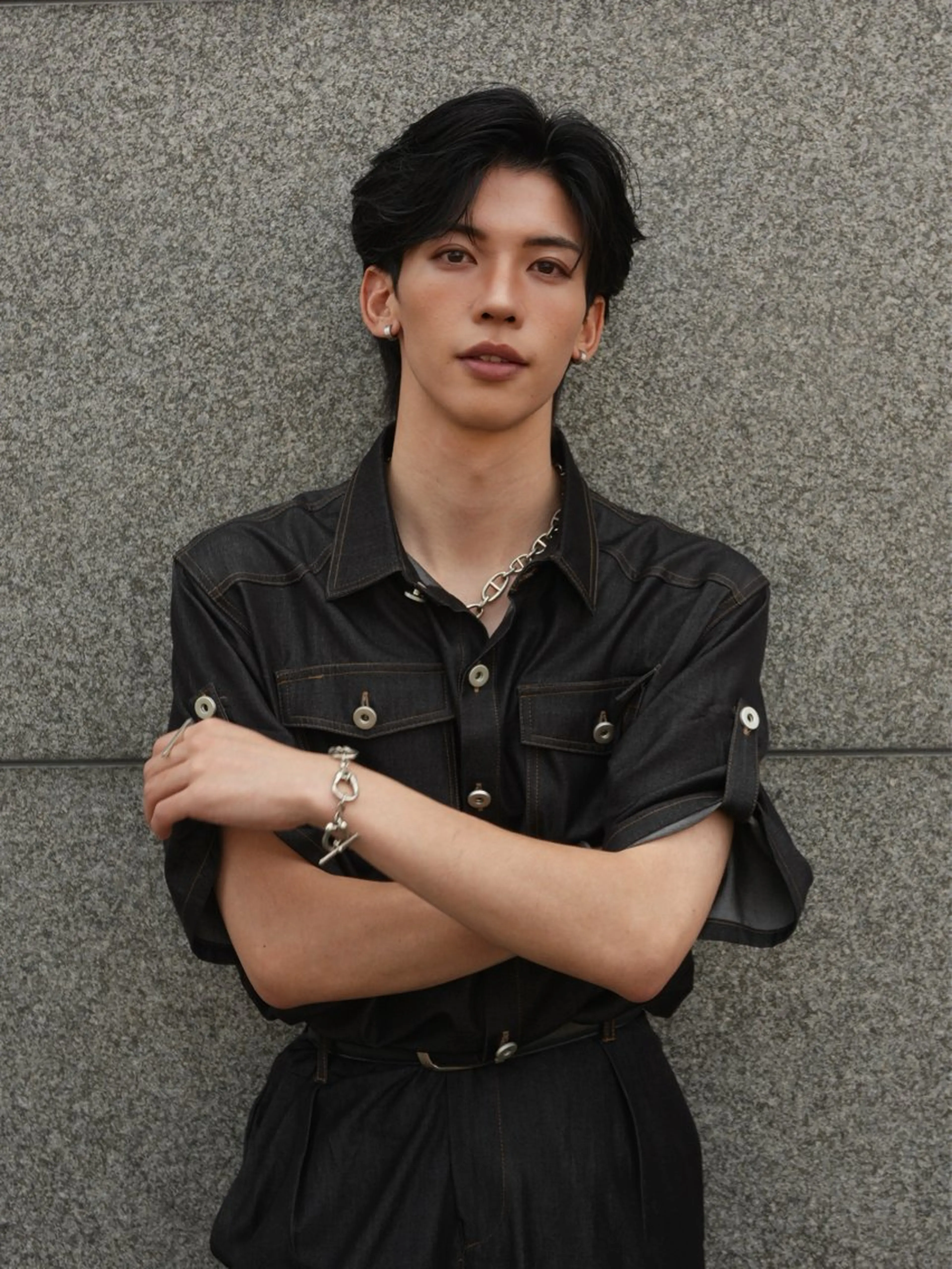 ショート パーマ メンズ センターパート メンズ韓国風 韓国風ヘア レイヤーカット 小顔カット カット パーマ PIA hair design所属・湖城 恵吾のヘアスタイル