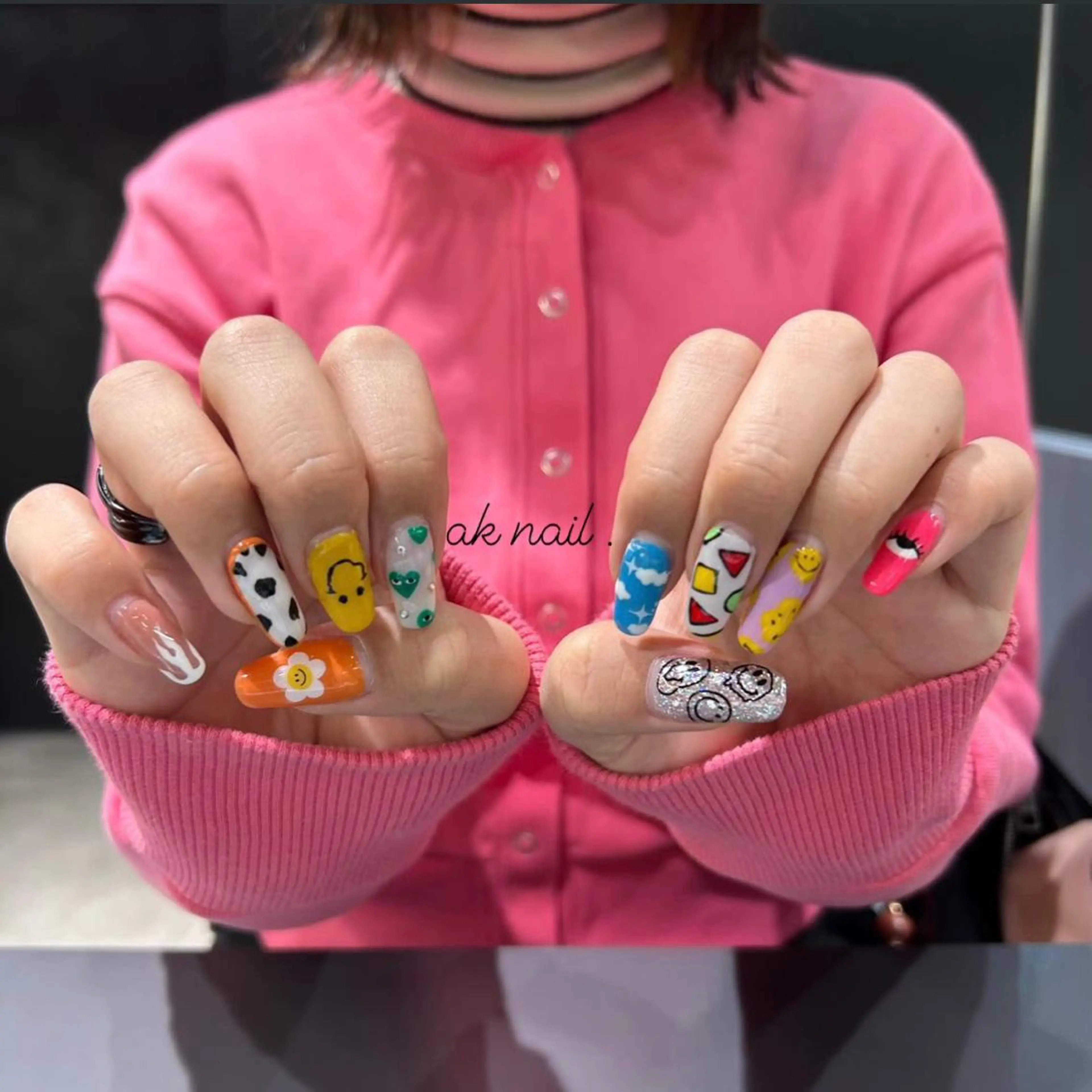 ロング ネイル ak nail .のネイルデザイン