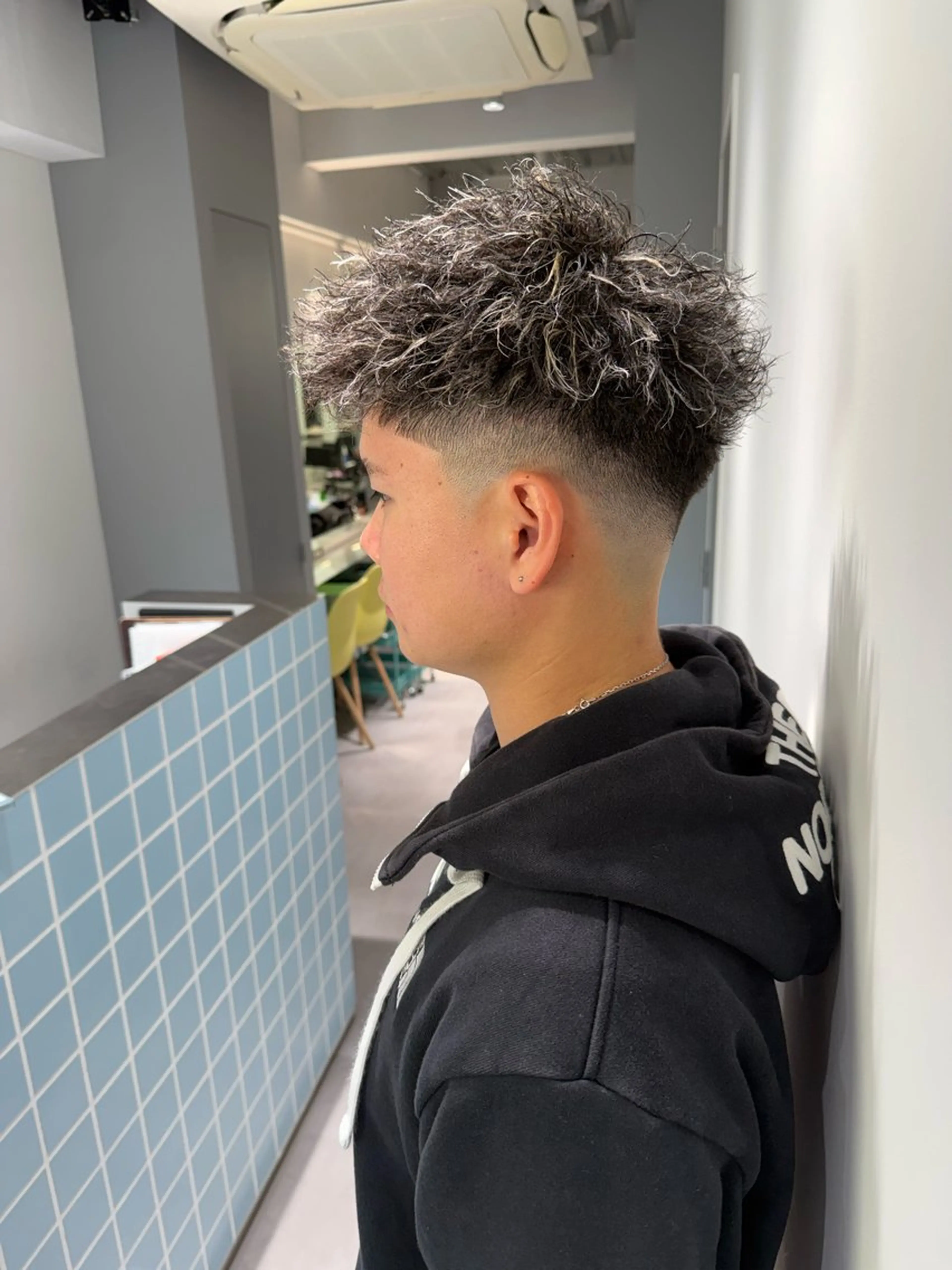 ショート カラー パーマ メンズ パーマ パーマ特化美容師 佐藤壮流のヘアスタイル