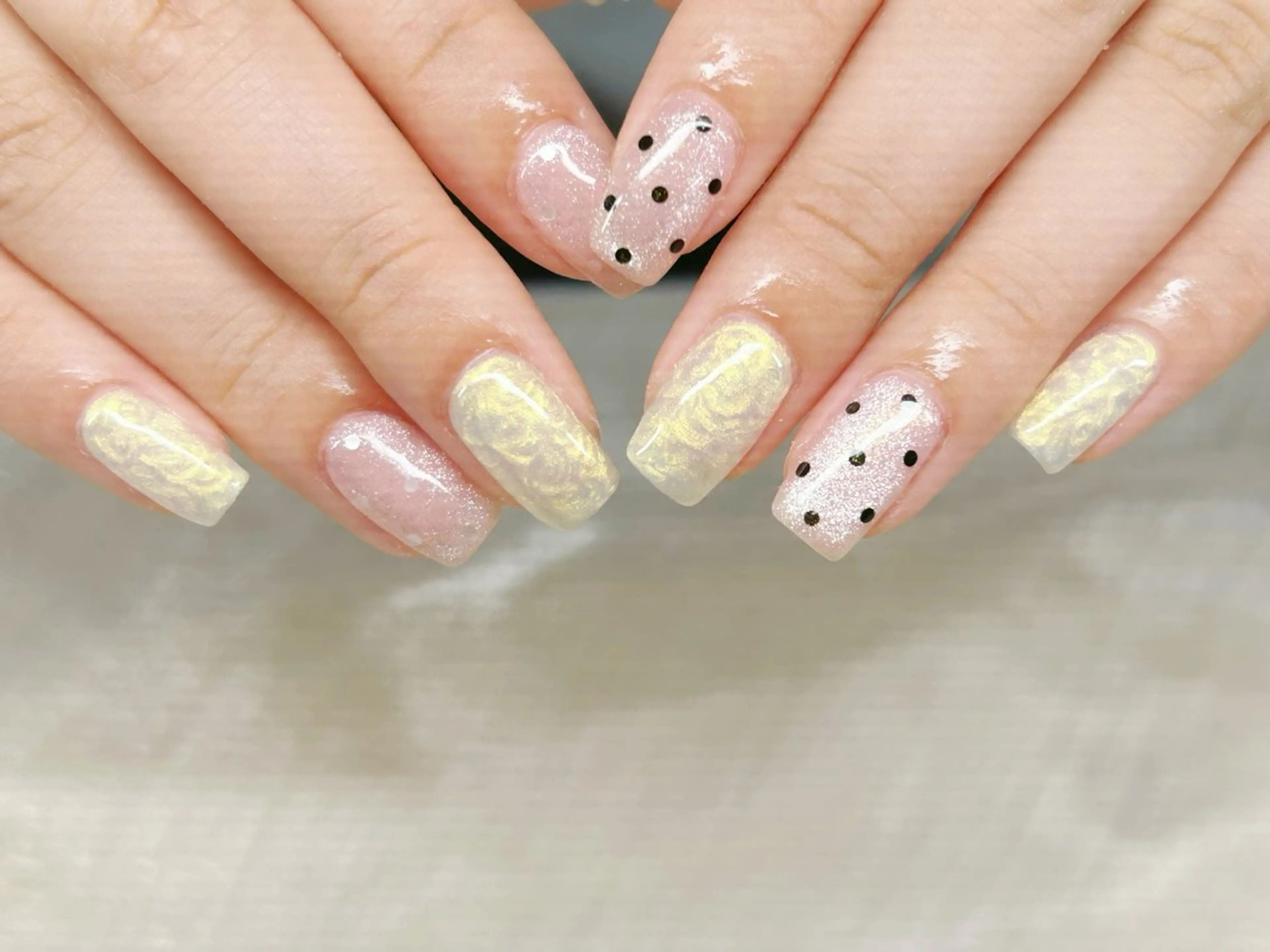 ネイル アートネイル チークネイル 成人式 入学式 長さ出し ハンドネイル Lino Nailのネイルデザイン