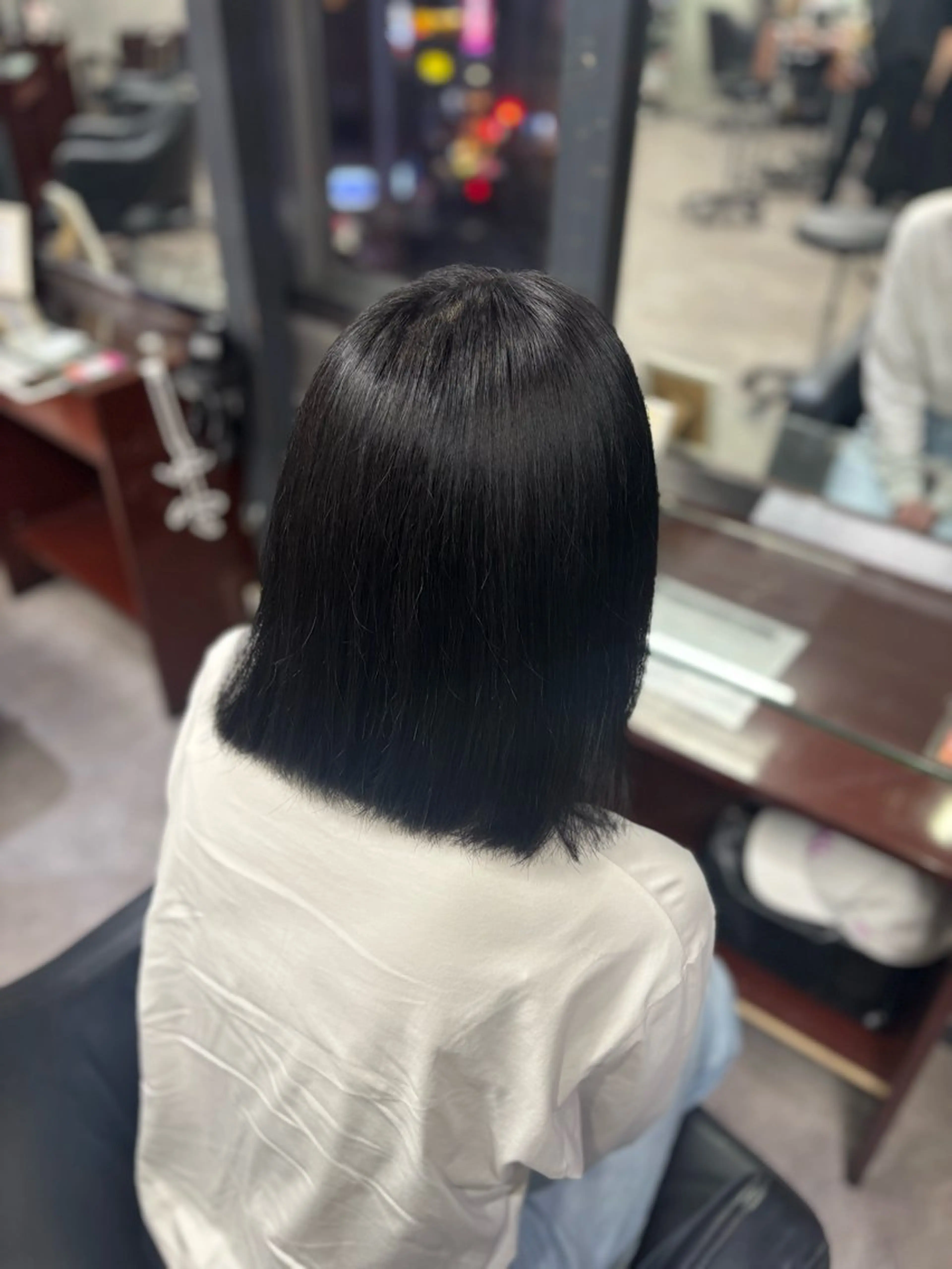 ショート しおり ★のヘアスタイル