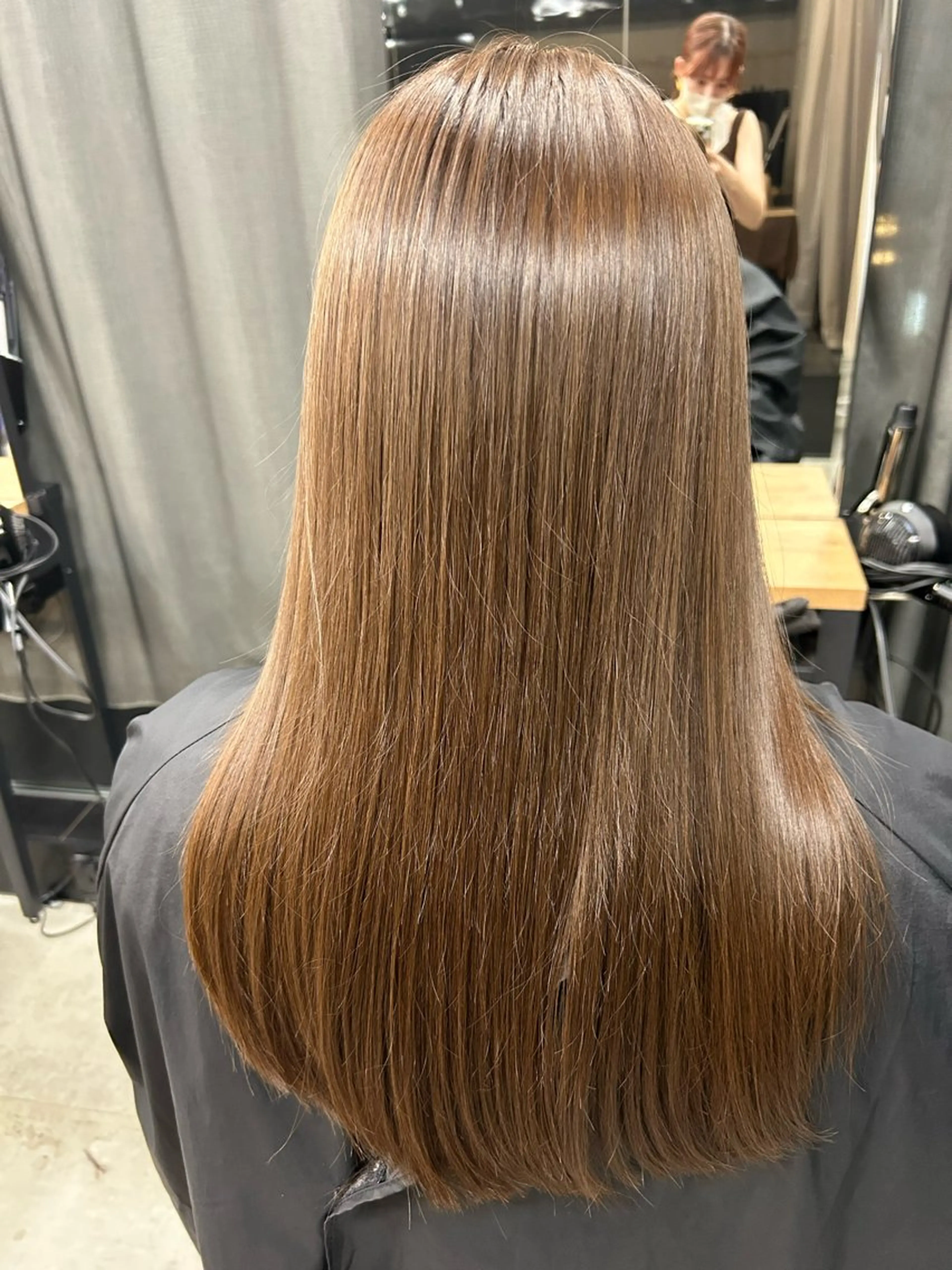 セミロング 女性らしいモテヘア 韓国ヘアhikariのヘアスタイル