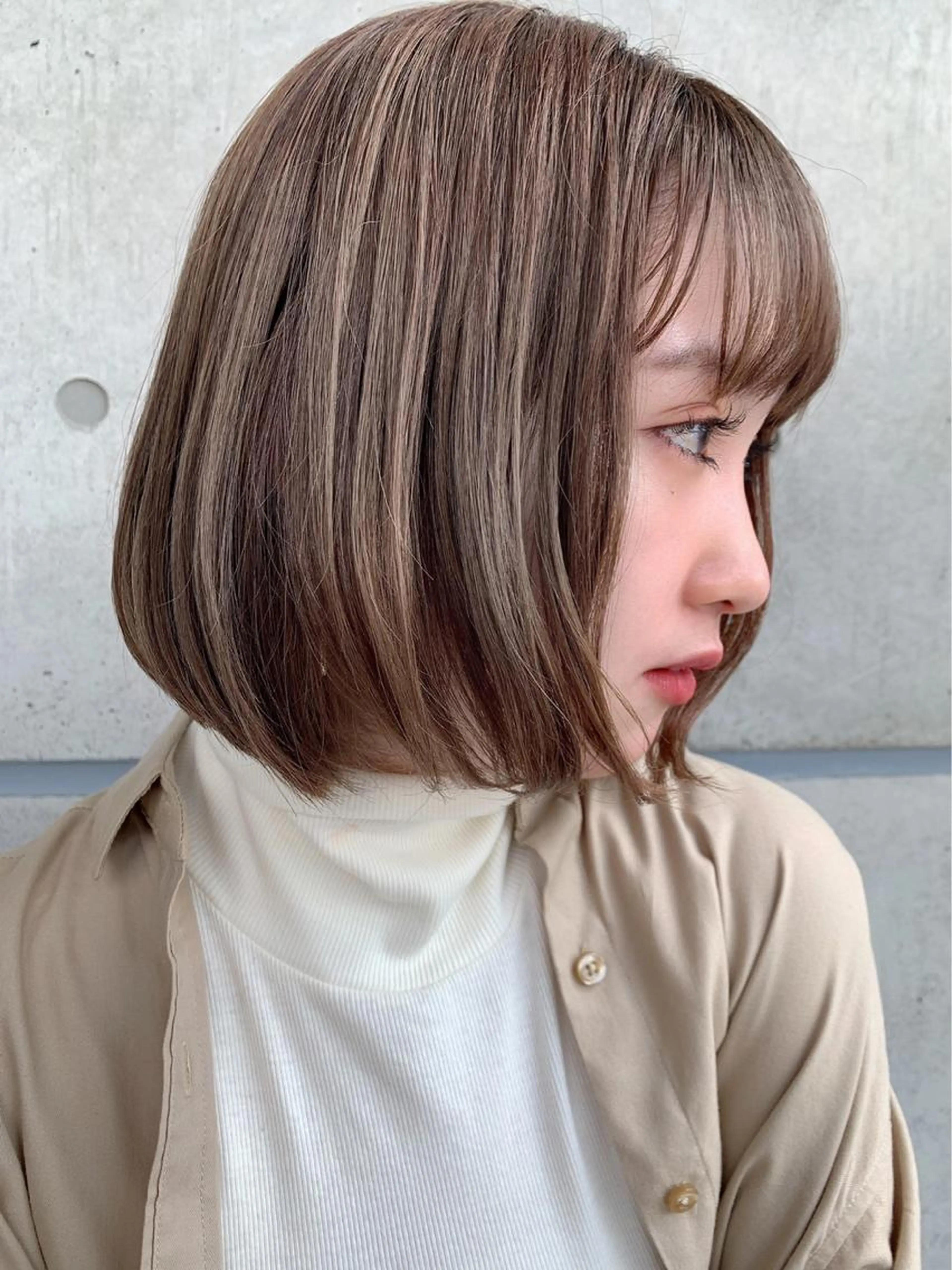 【❣️小顔矯正ボブ❣️】似合わせボブカット✨️+髪質改善カラー+高保湿トリートメント❣️切りっぱなしボブ 韓国ボブの写真