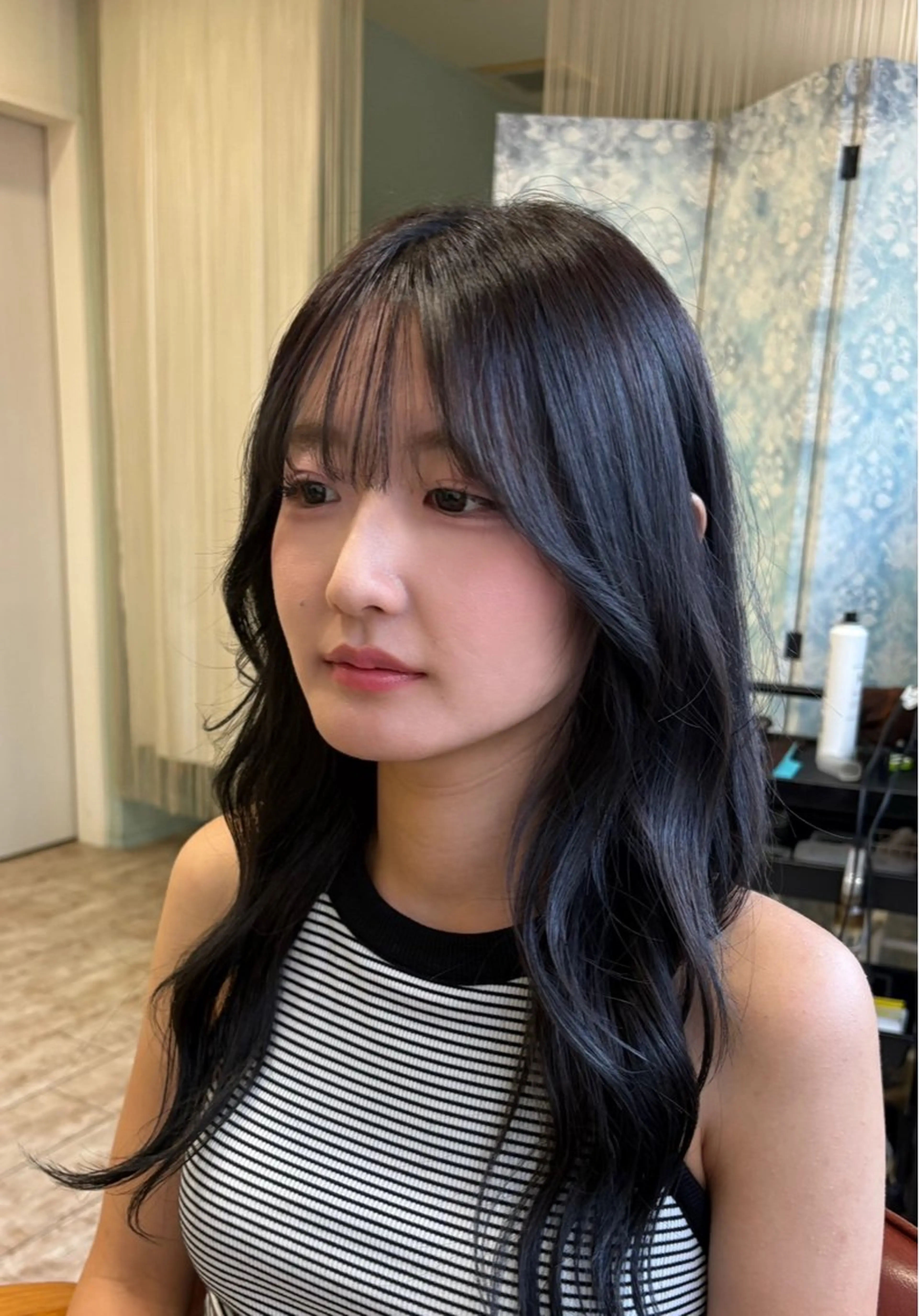 ロング カラー 透明感カラー グレージュ いもの こはるのヘアスタイル