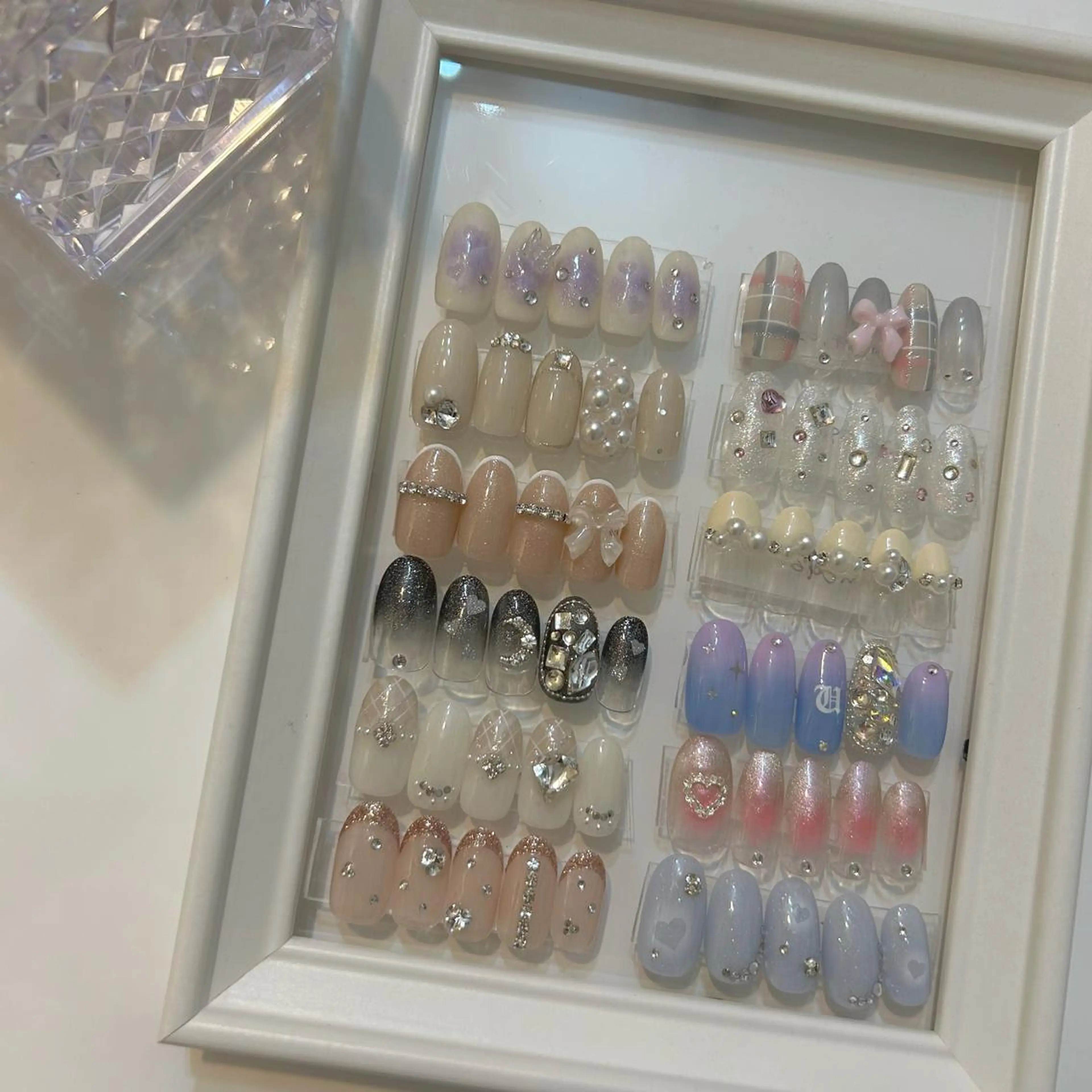 ネイル ハンドネイル ViViA momokaのネイルデザイン