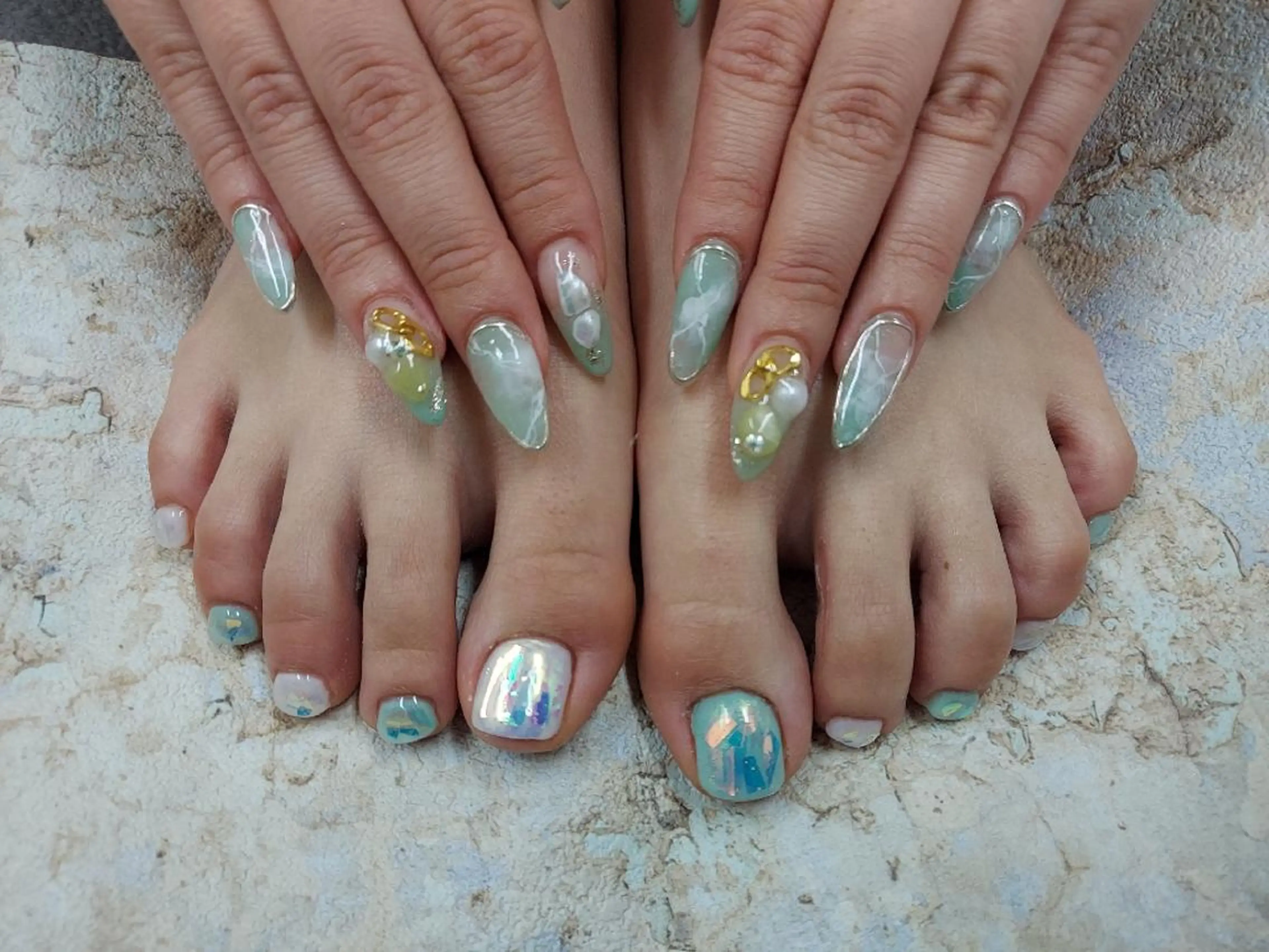 ネイル アートネイル ジェルネイル 持ち込み ニュアンスネイル パラジェル 河野ちえ (雑誌掲載サロン)のネイルデザイン