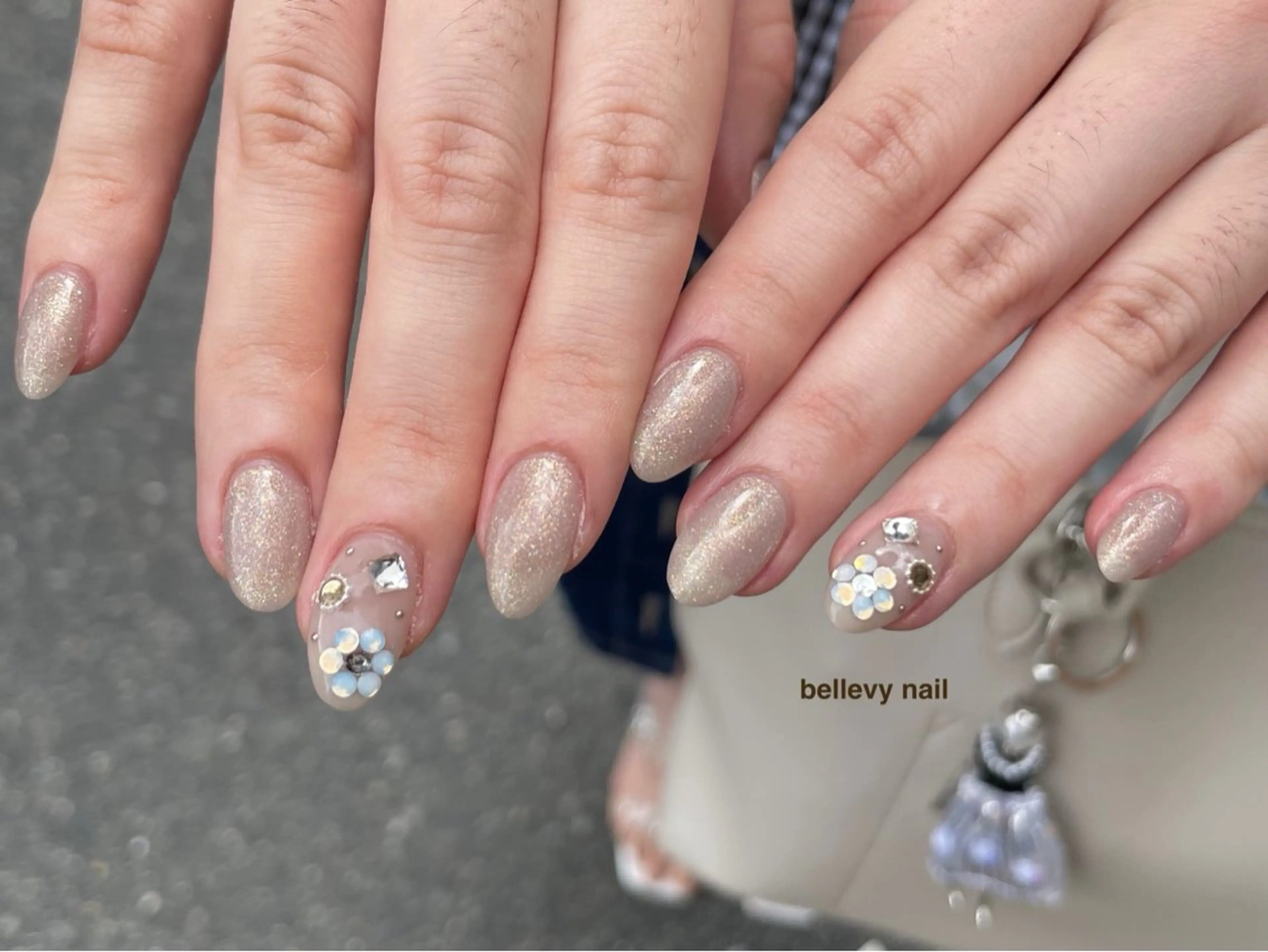 ネイル bellevy所属・藤原 はずきのネイルデザイン