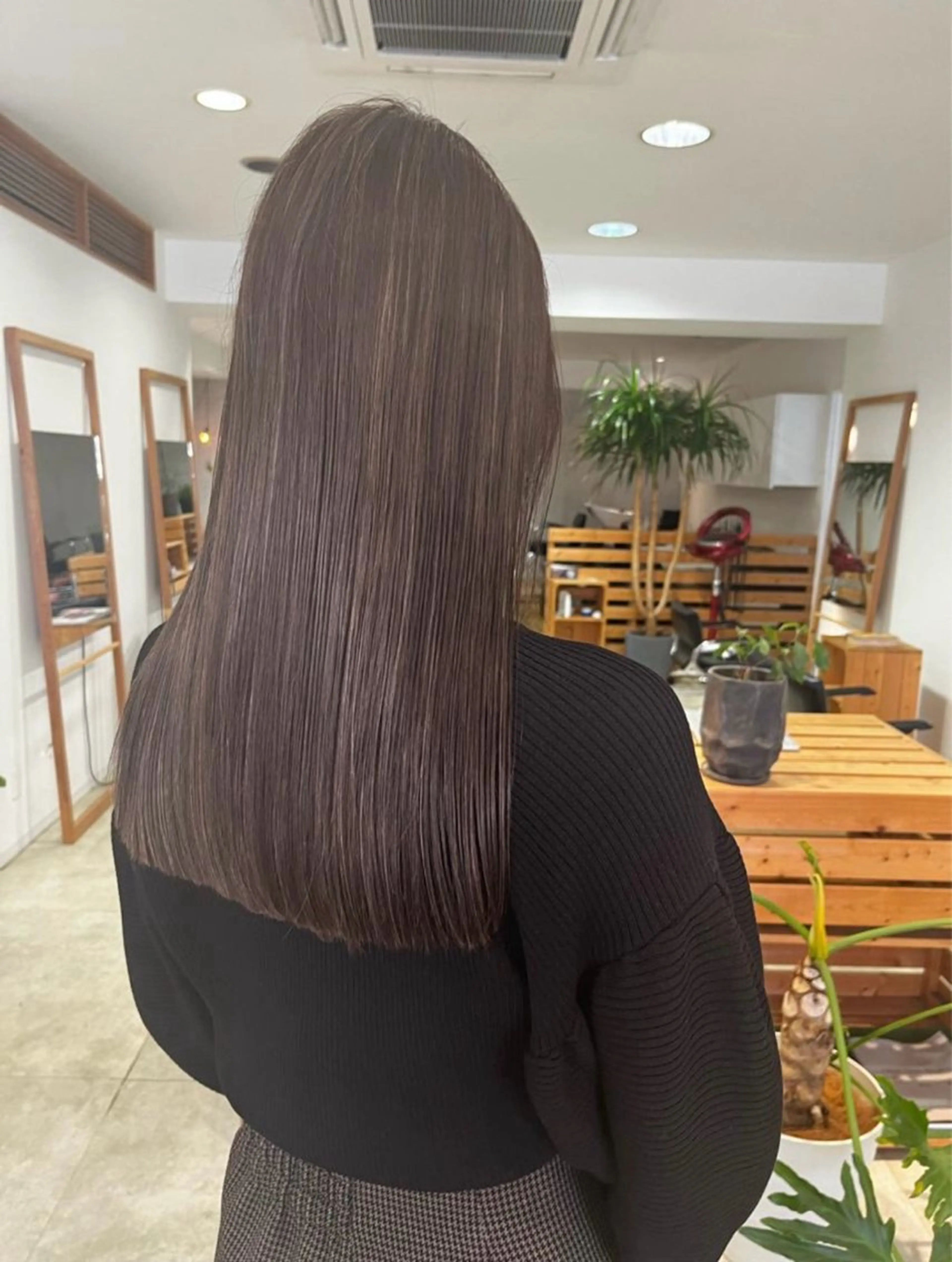 ロング 縮毛矯正 カット 縮毛矯正 トリートメント hoNua. 栄/透明感カラーのヘアスタイル