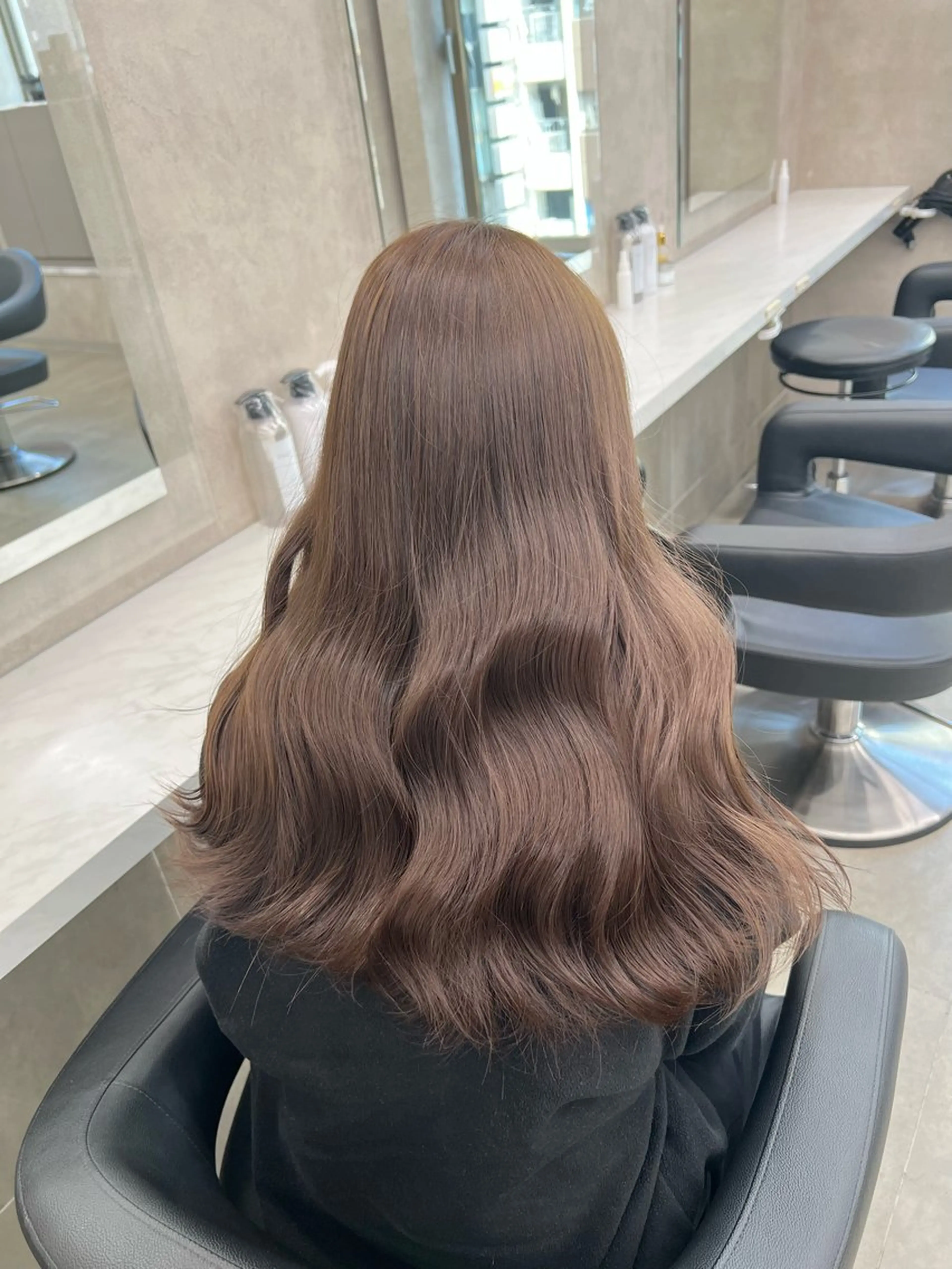 セミロング カット ヘアカラー トリートメント ヘッドスパ ヘアセット 💍レイヤーカット 艶髪💍亘紘輝のヘアスタイル