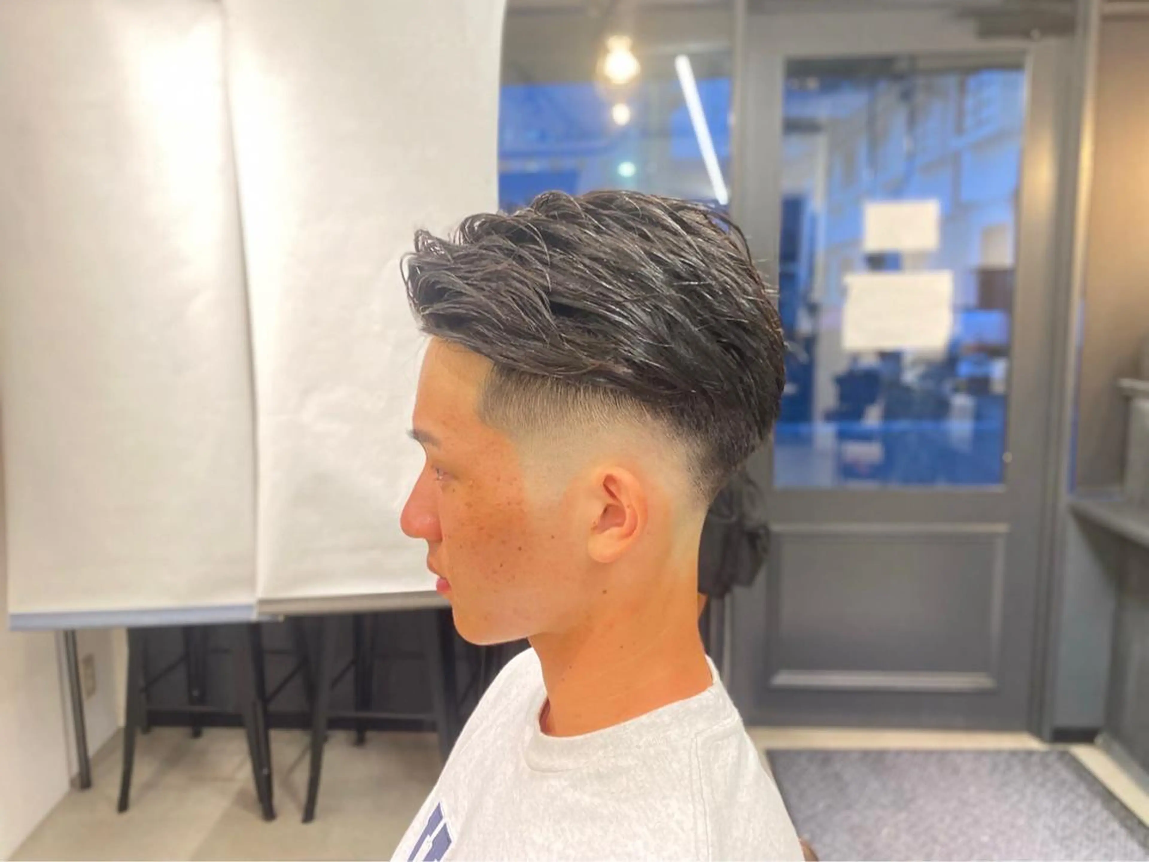 ショート メンズ アップバング フェードカット スキンフェード 刈り上げ リレーション 2ndのヘアスタイル