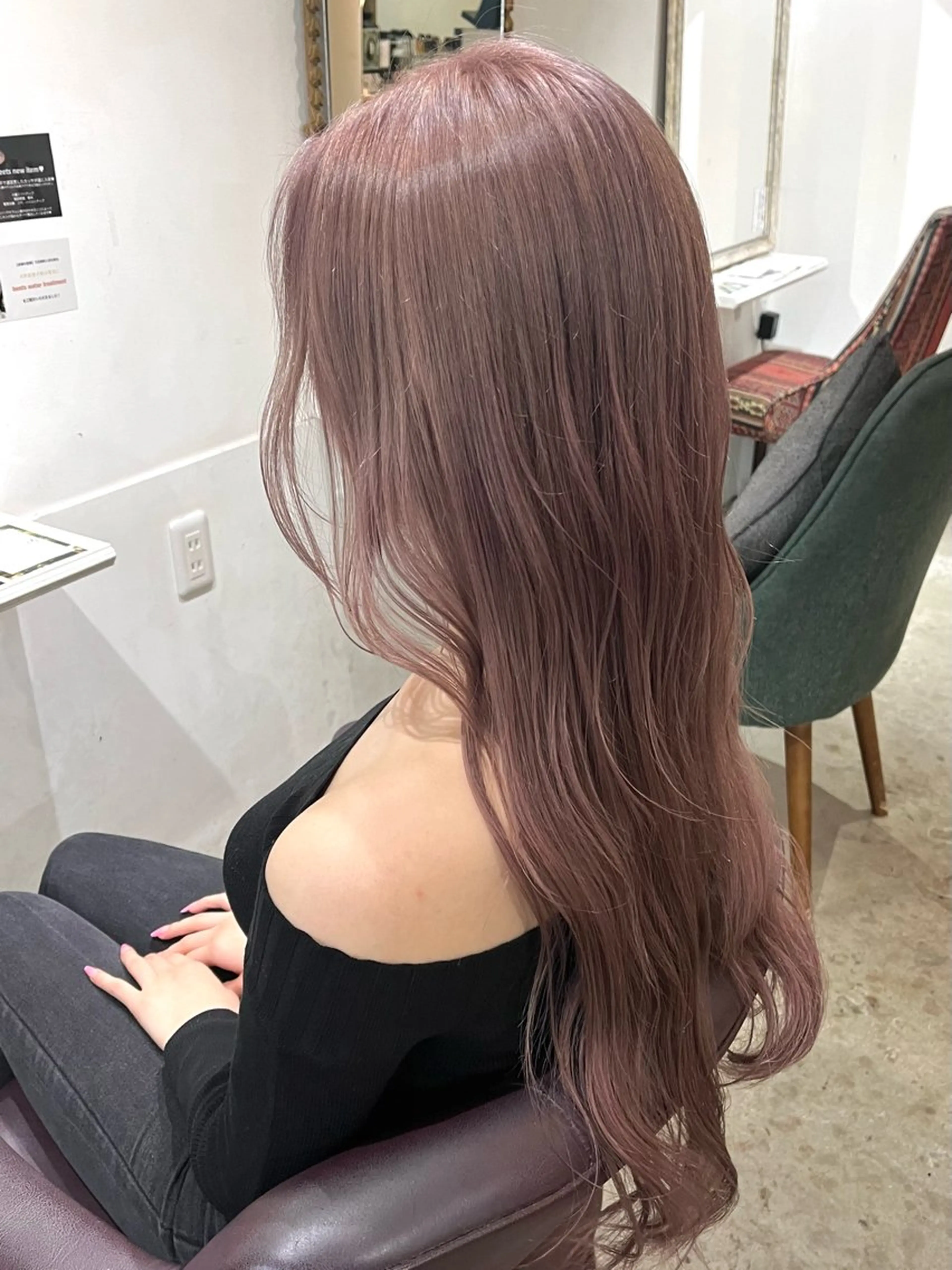 ロング カラー ブリーチ ピンクカラー ヘアカラー トリートメント 暖色/まろベージュ/ シカタユウカのヘアスタイル