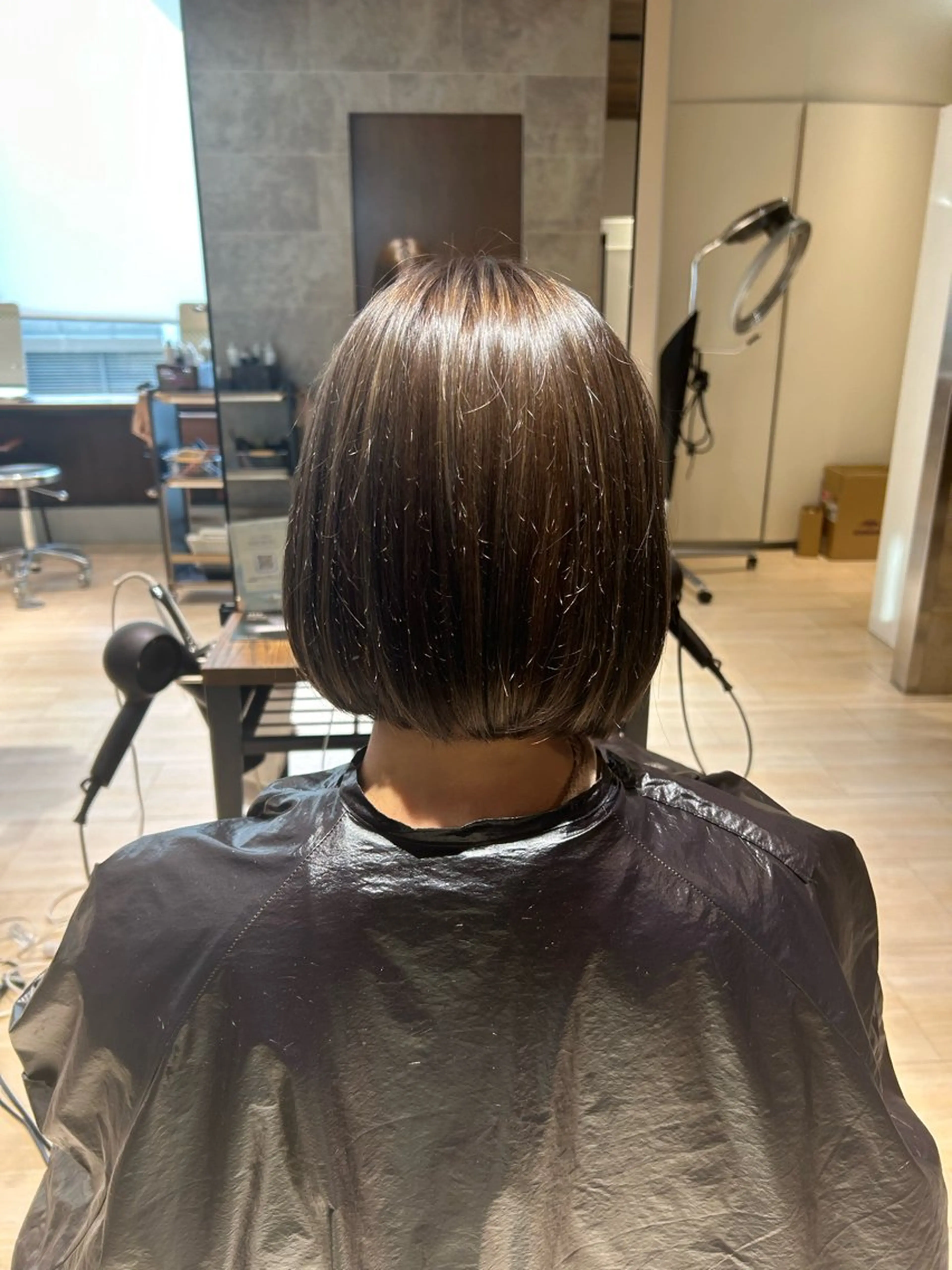 ショート カラー ベージュカラー デザインカラー ハイライトカラー ハイライト カット ヘアカラー トリートメント 髙木美緒🌿 レイヤー/アレンジのヘアスタイル