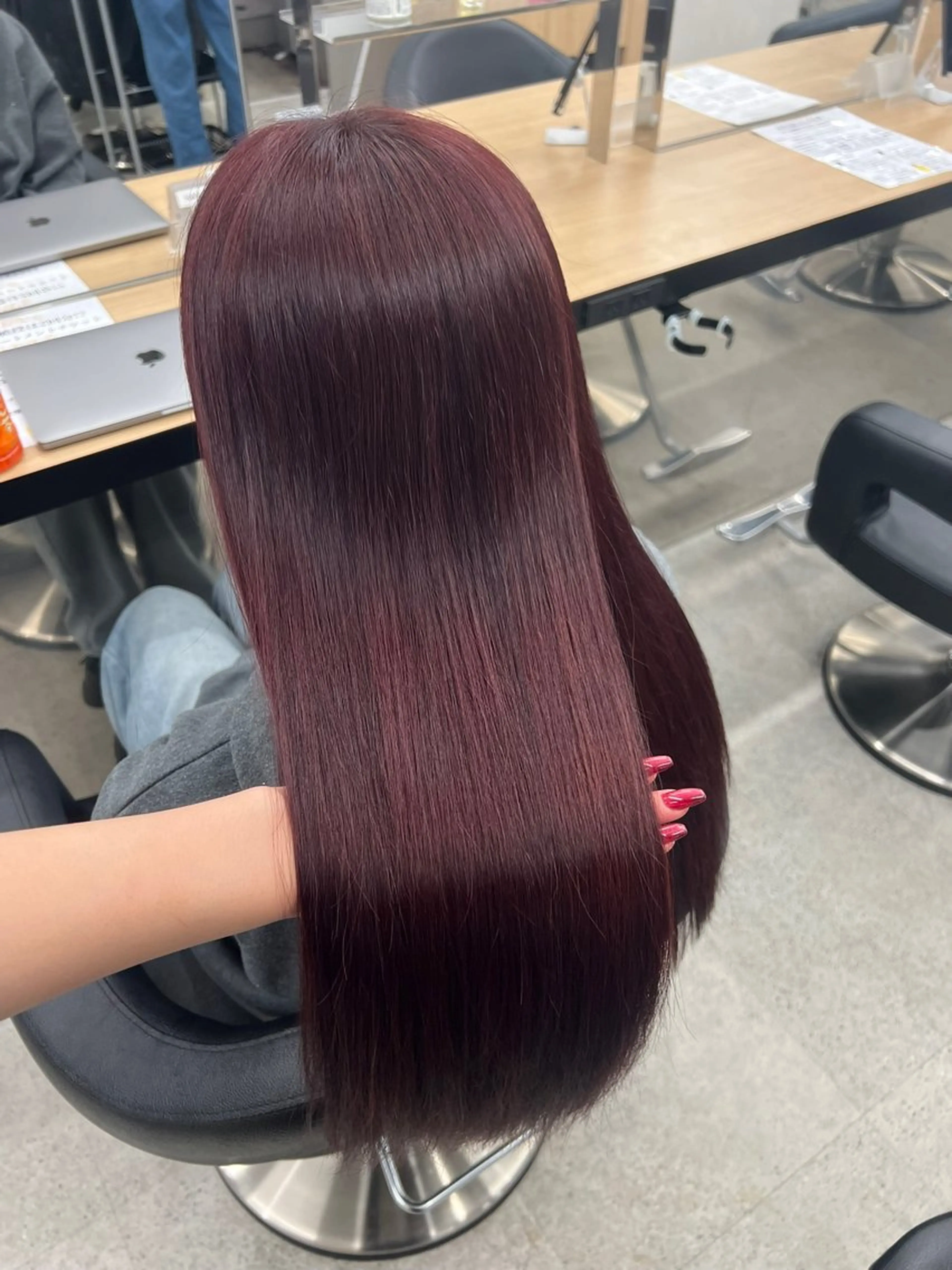 ロング カラー ブリーチ 髪質改善 トリートメント ヘアカラー 💗愛され暖色💗 ピンク/レッド💗のヘアスタイル