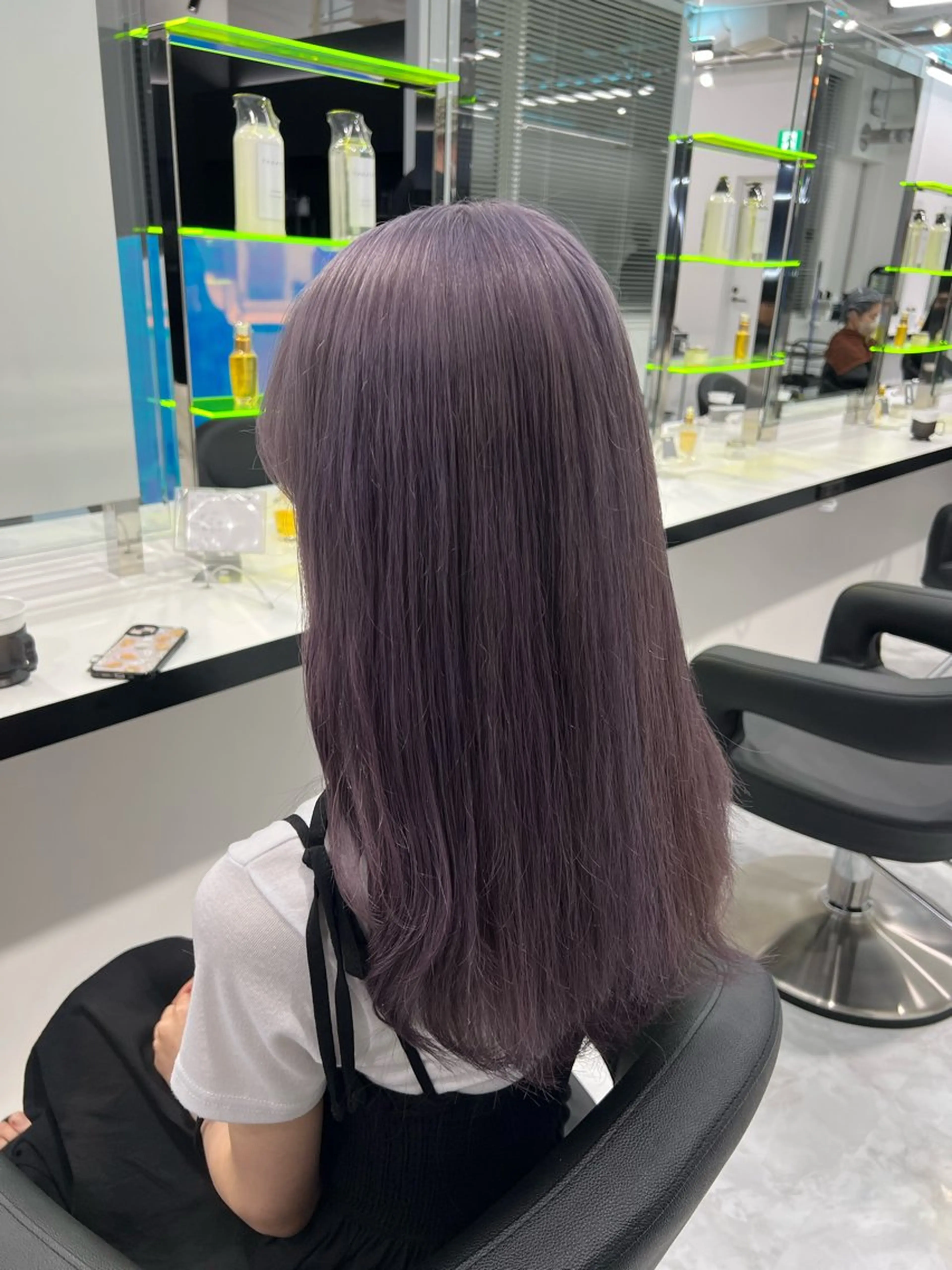 セミロング カラー ブリーチ ケアブリーチ ダブルカラー イヤリングカラー インナーカラー ヘアカラー トリートメント ヘッドスパ ヘアセット お客様満足No.1 🌈Neneのヘアスタイル