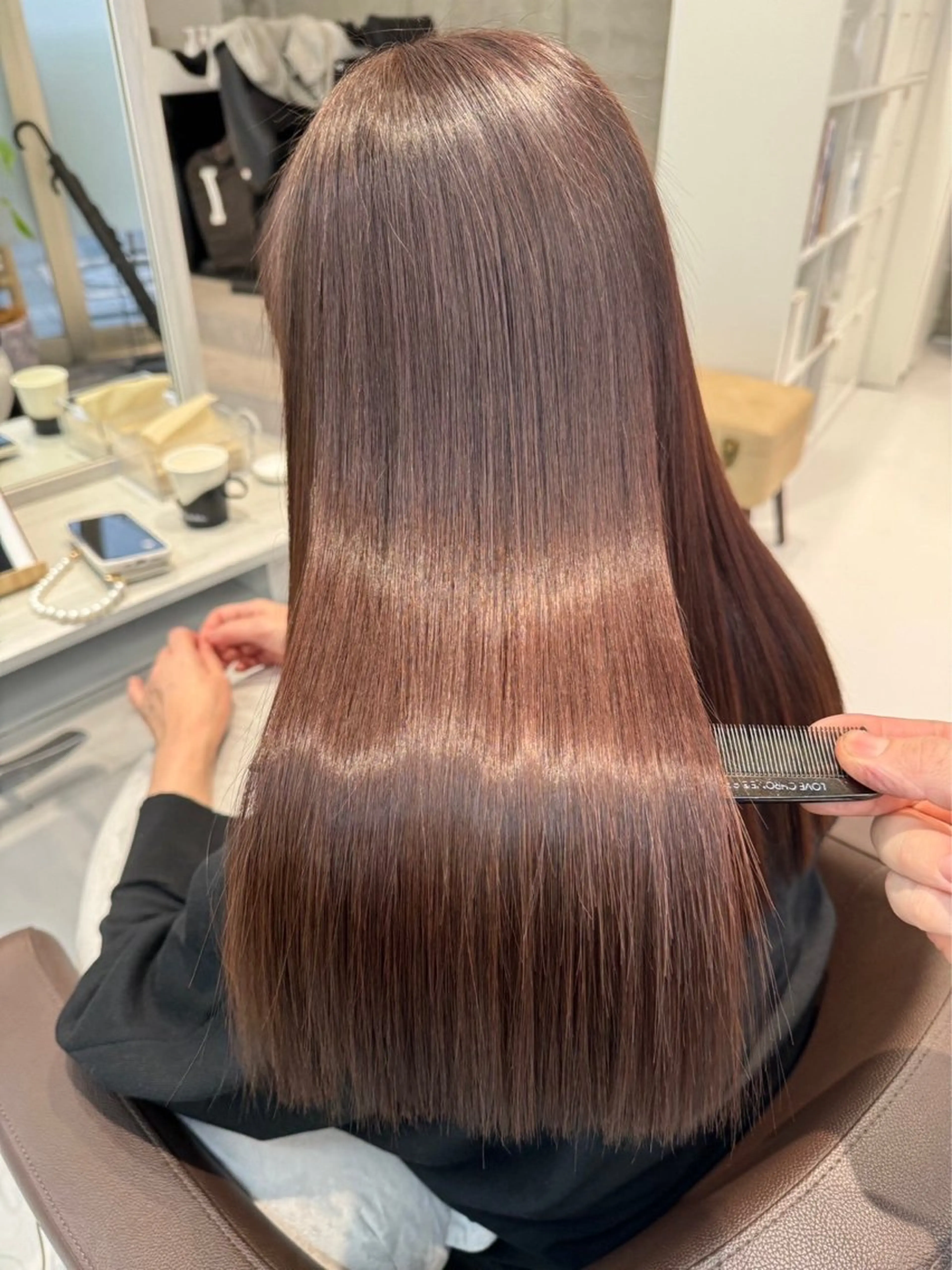 ロング 縮毛矯正 トリートメント 会田有紀 /切りっぱなしボブのヘアスタイル
