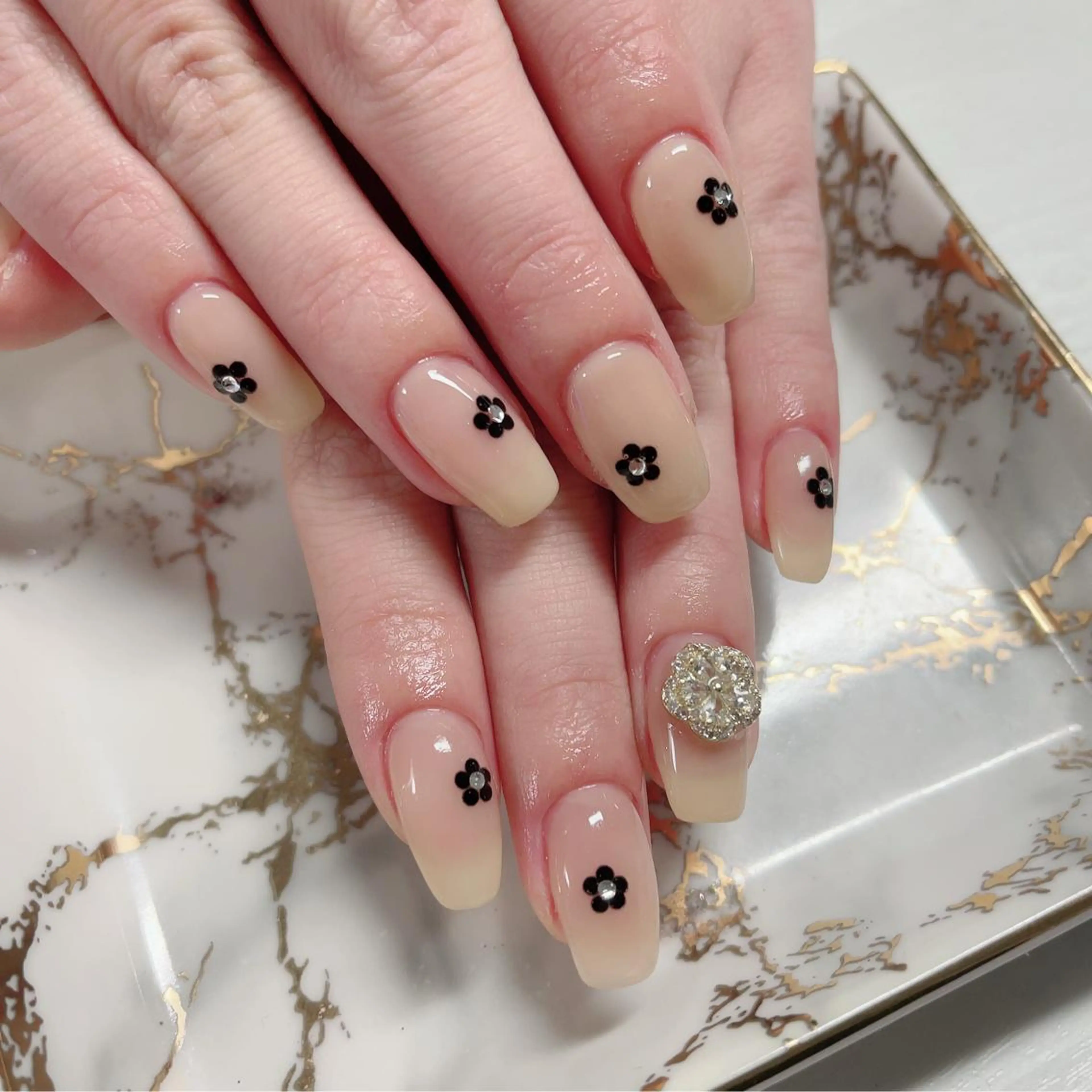 ネイル ハンドネイル Baby Nailのネイルデザイン