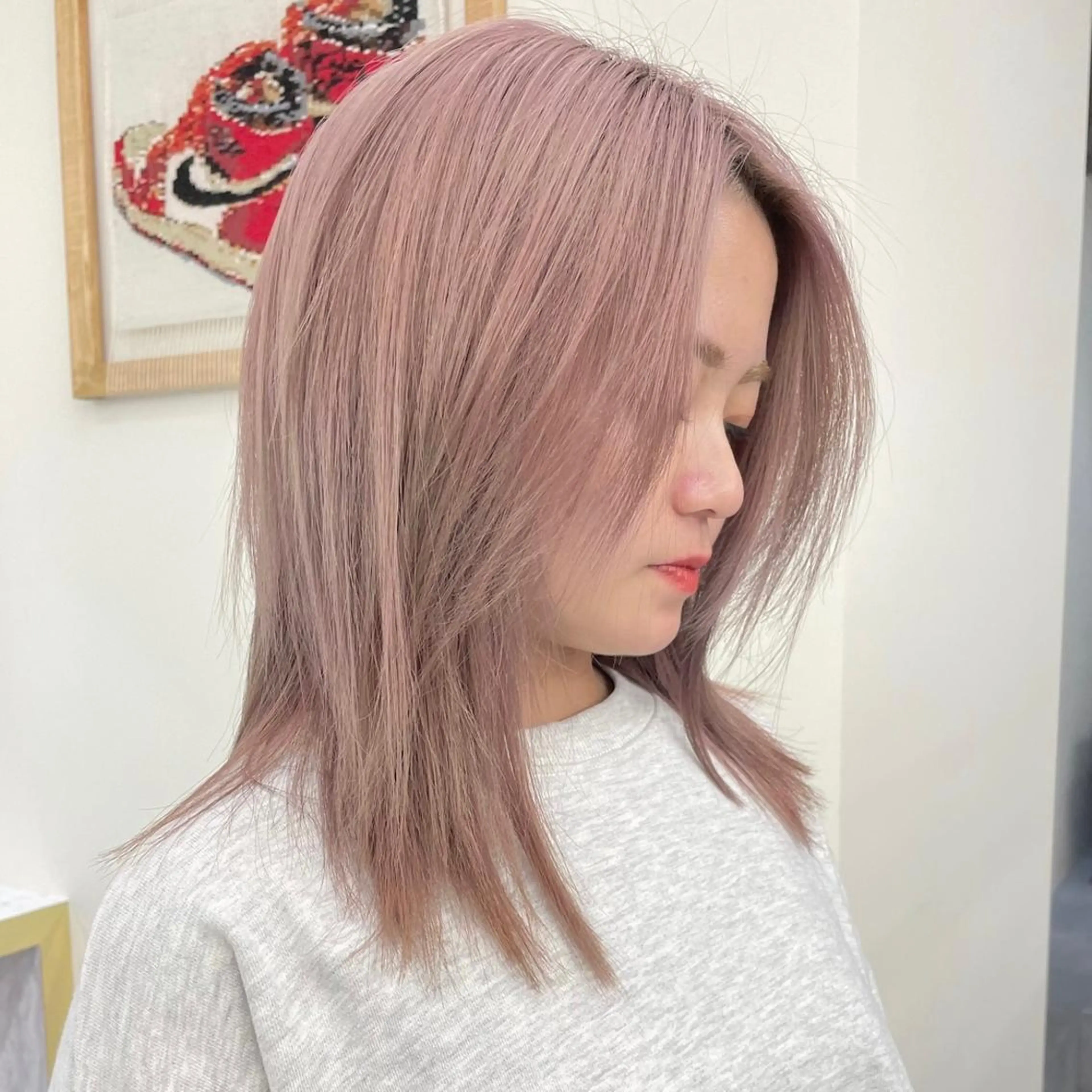 セミロング カラー ヘアアレンジ mao透明感カラー 似合わせヘアメイクのヘアスタイル