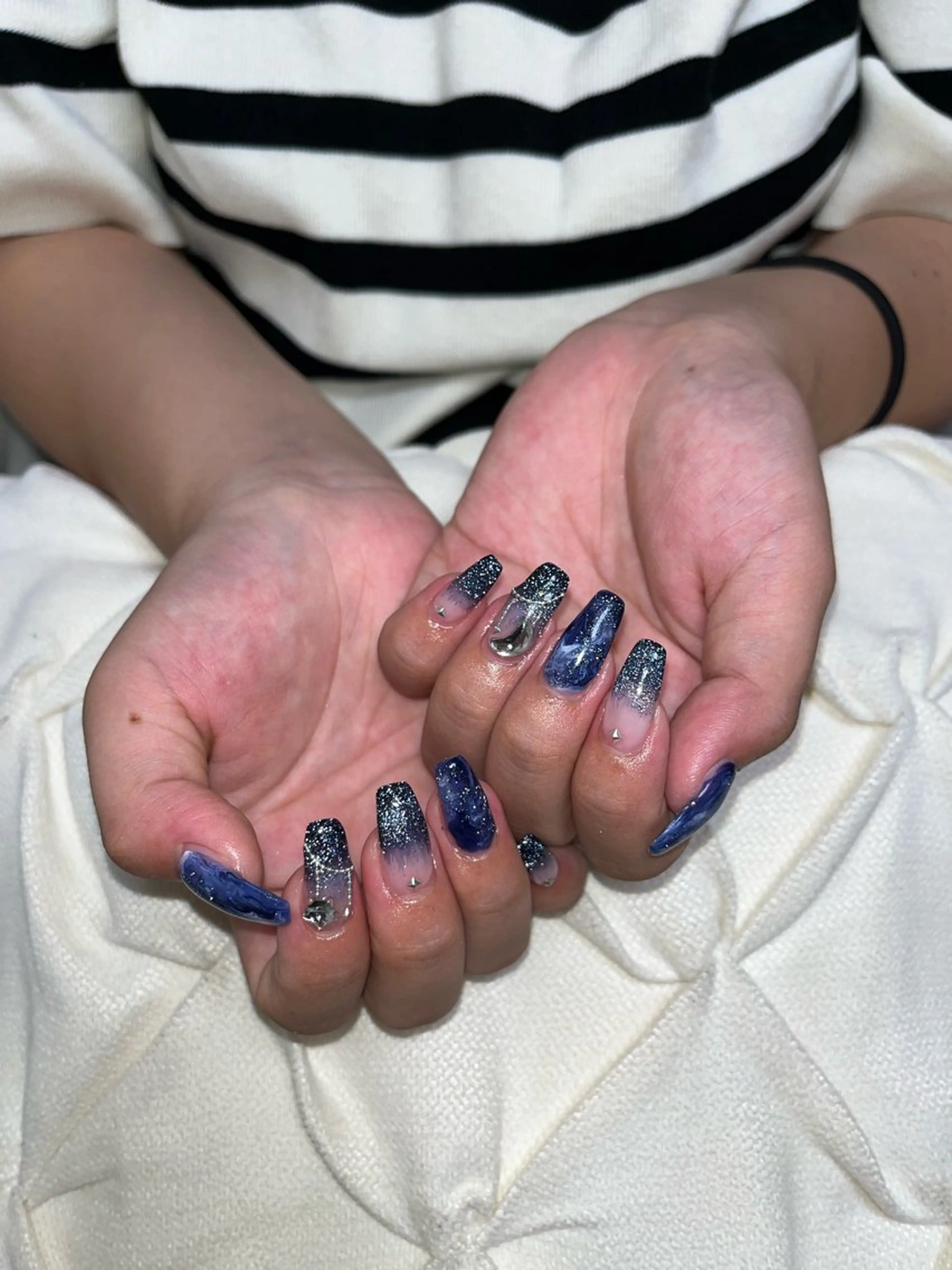 ネイル ハンドネイル nail.salon .Reversalのネイルデザイン
