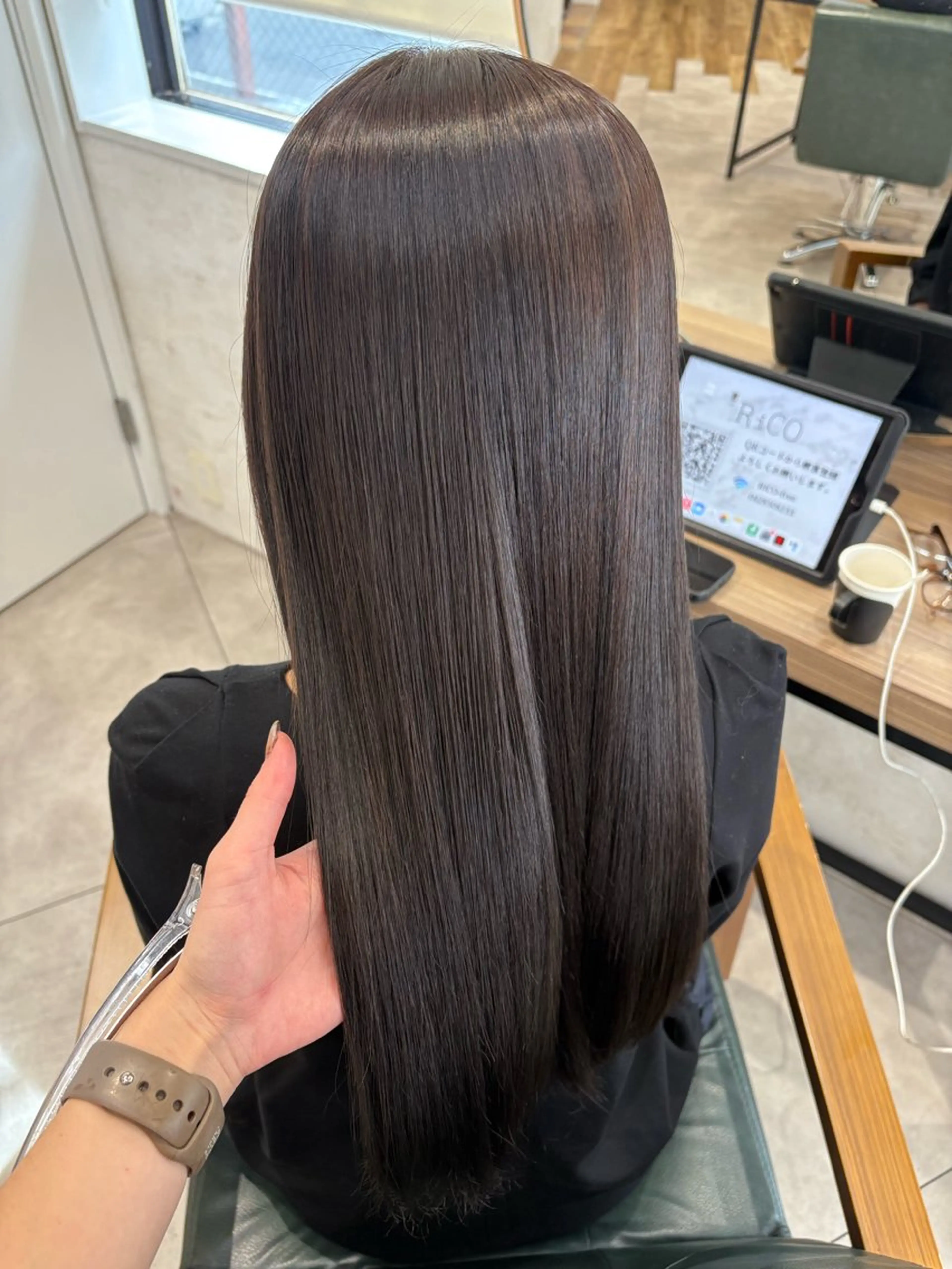 ロング 🧸艶ブリーチ/深み カラー🌺Noa🌺のヘアスタイル