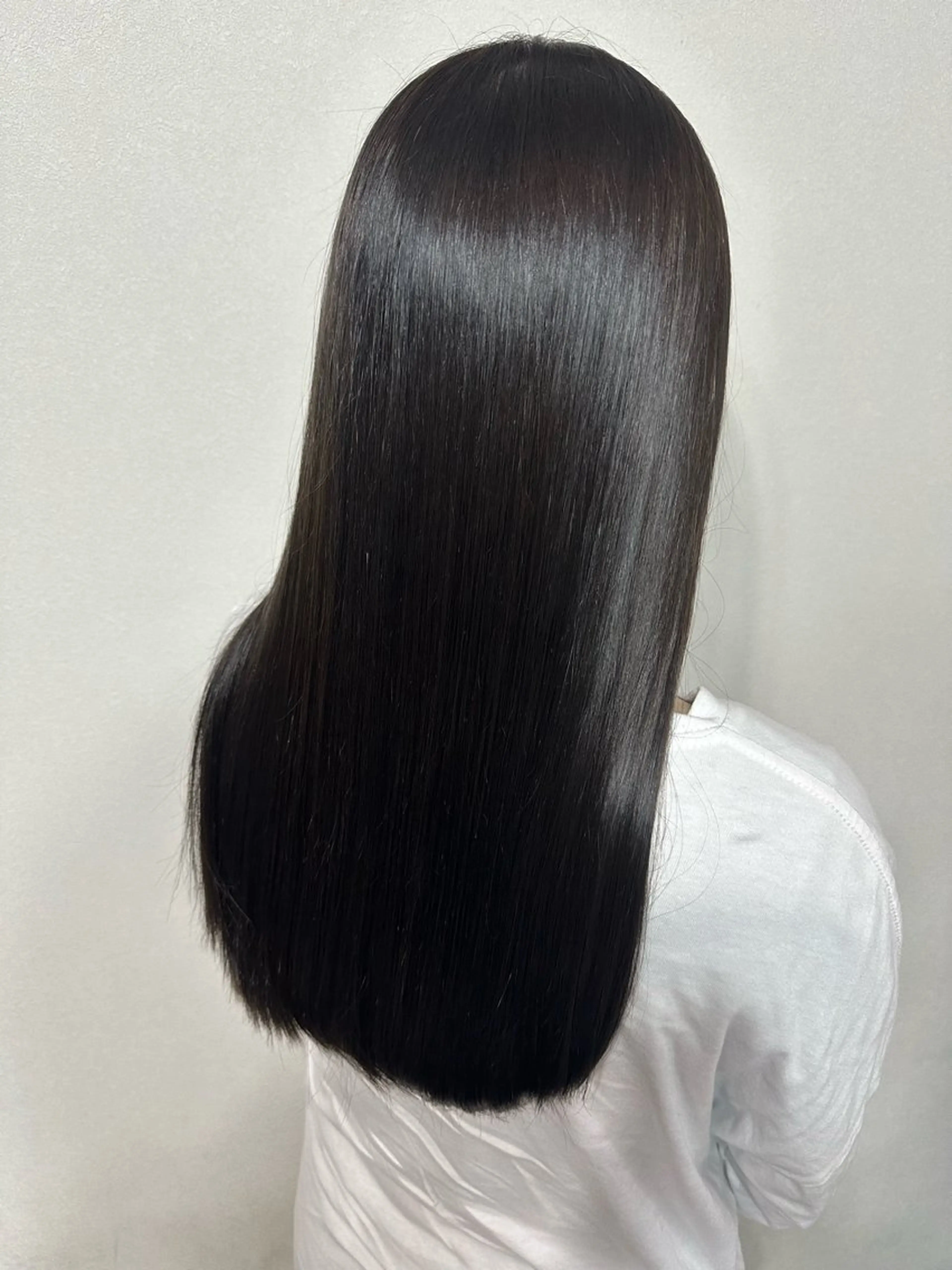 セミロング 髪質改善 縮毛矯正 eden daichiのヘアスタイル