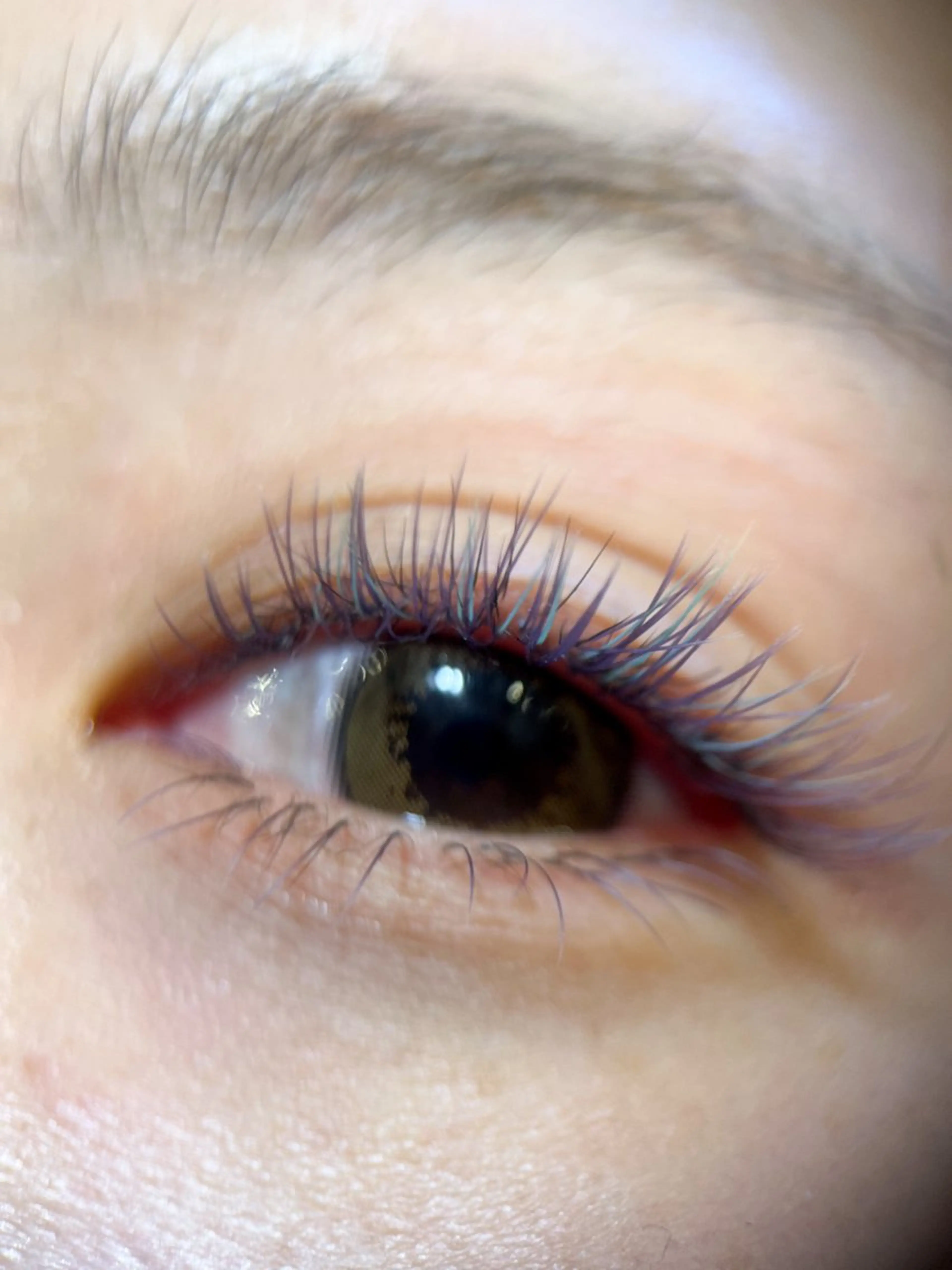 マツエク・マツパ カラーマツエク マツエク LOOPER所属・mzh ...のネイルデザイン