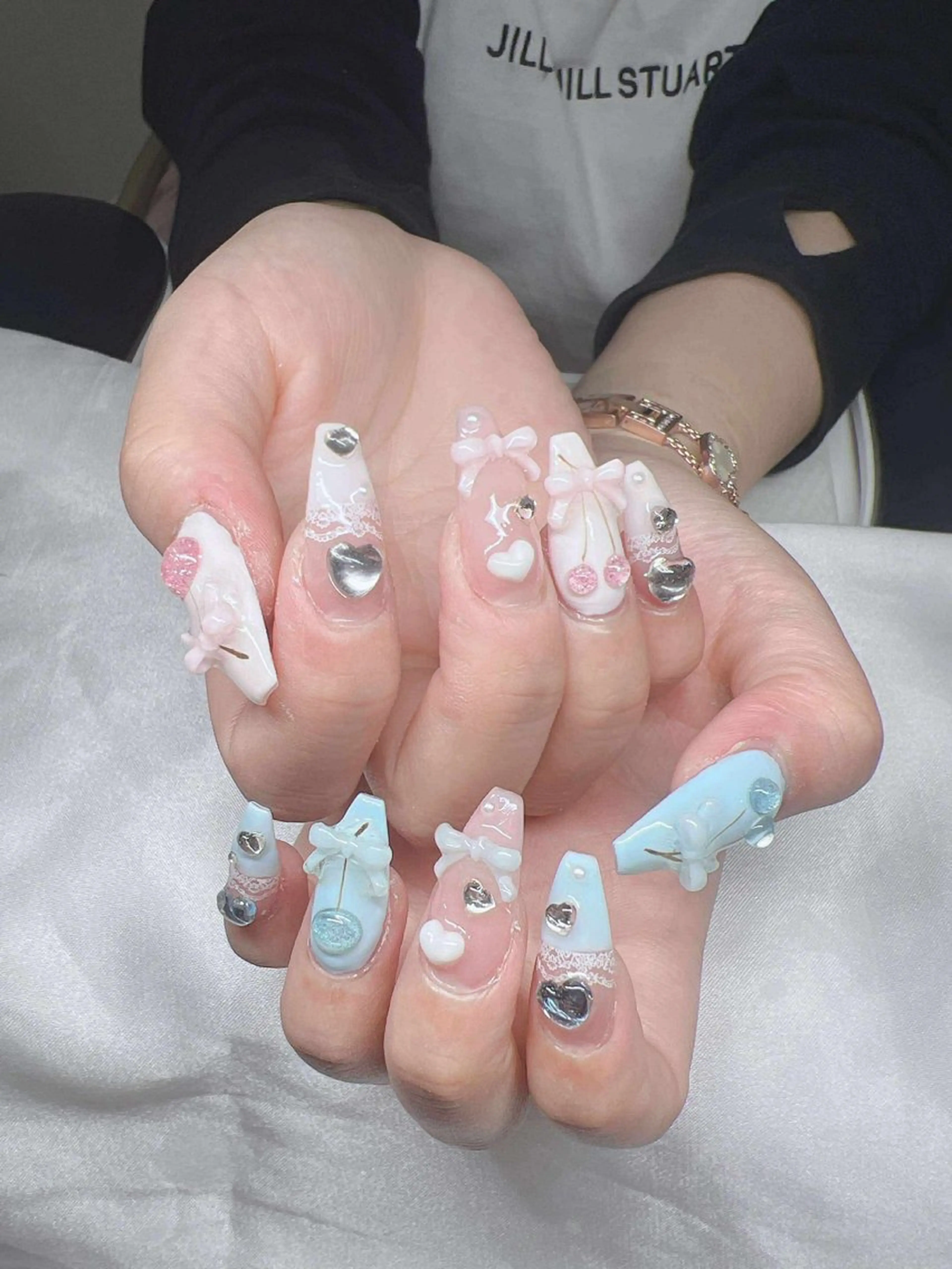 ネイル 長さ出し グラデーション 卒業式 キラキラネイル マグネットネイル ハンドネイル Lee Nailsのネイルデザイン