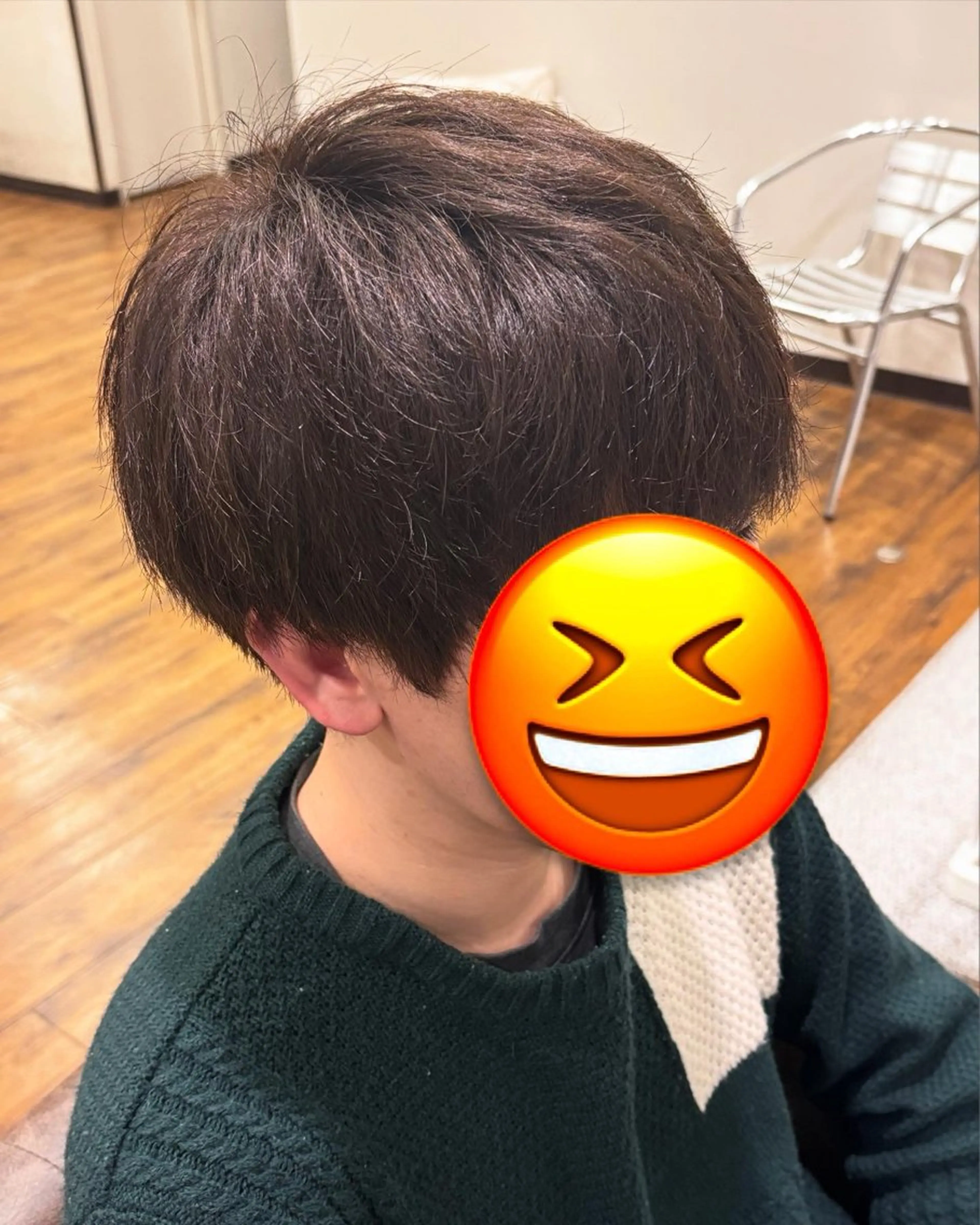 カラー メンズ ベージュカラー 白神 珠梨のヘアスタイル
