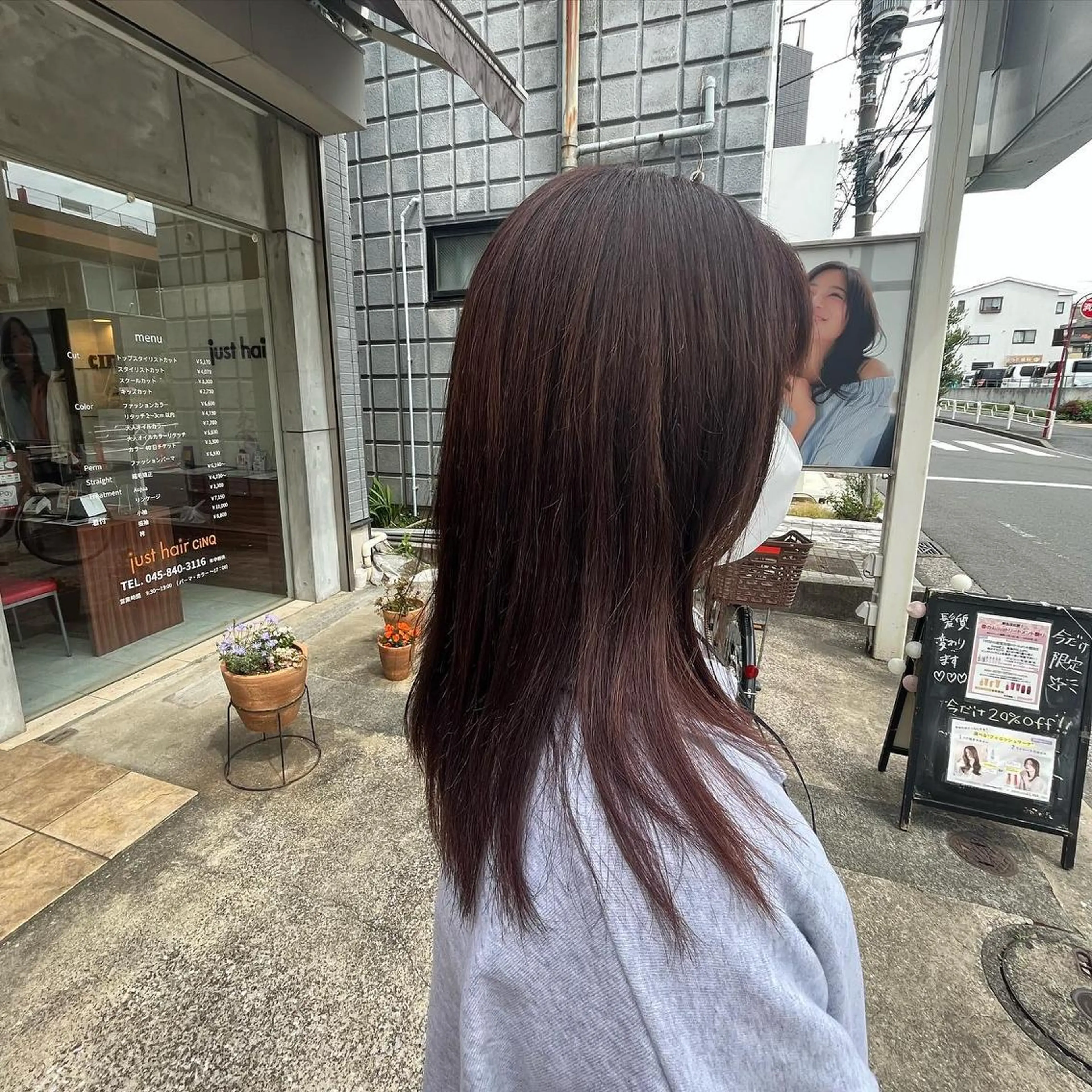 ショート カラー ベージュカラー 透明感カラー ダブルカラー ハイライトカラー インナーカラー justbeauty CiNQのヘアスタイル
