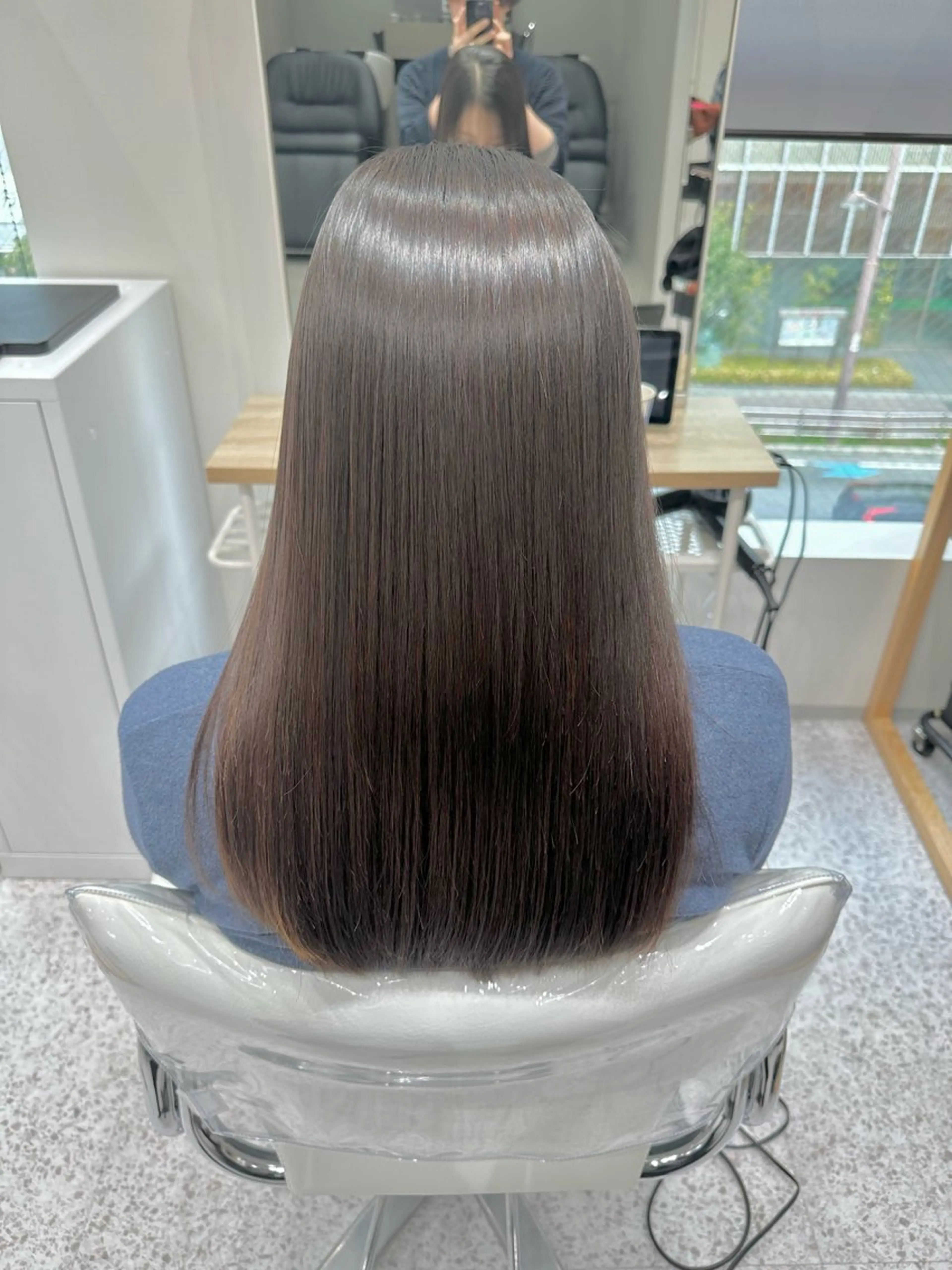 ミディアム カラー ヘアカラー トリートメント 縮毛矯正/髪質改善 レイヤー/山内健太郎のヘアスタイル