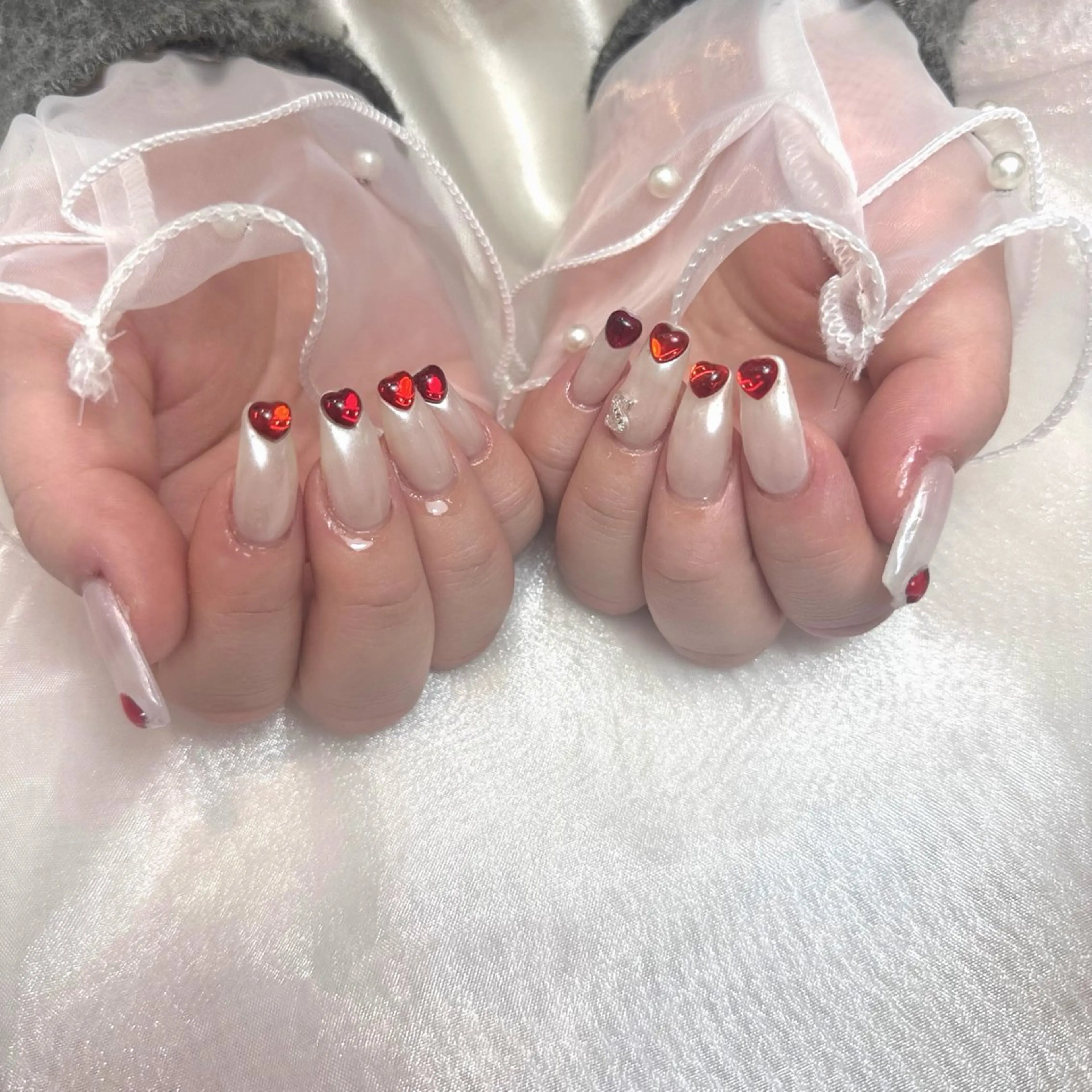 ネイル ハート ミラーネイル ume hairsalon所属・nono/ 熊取ﾈｲﾙｻﾛﾝのネイルデザイン