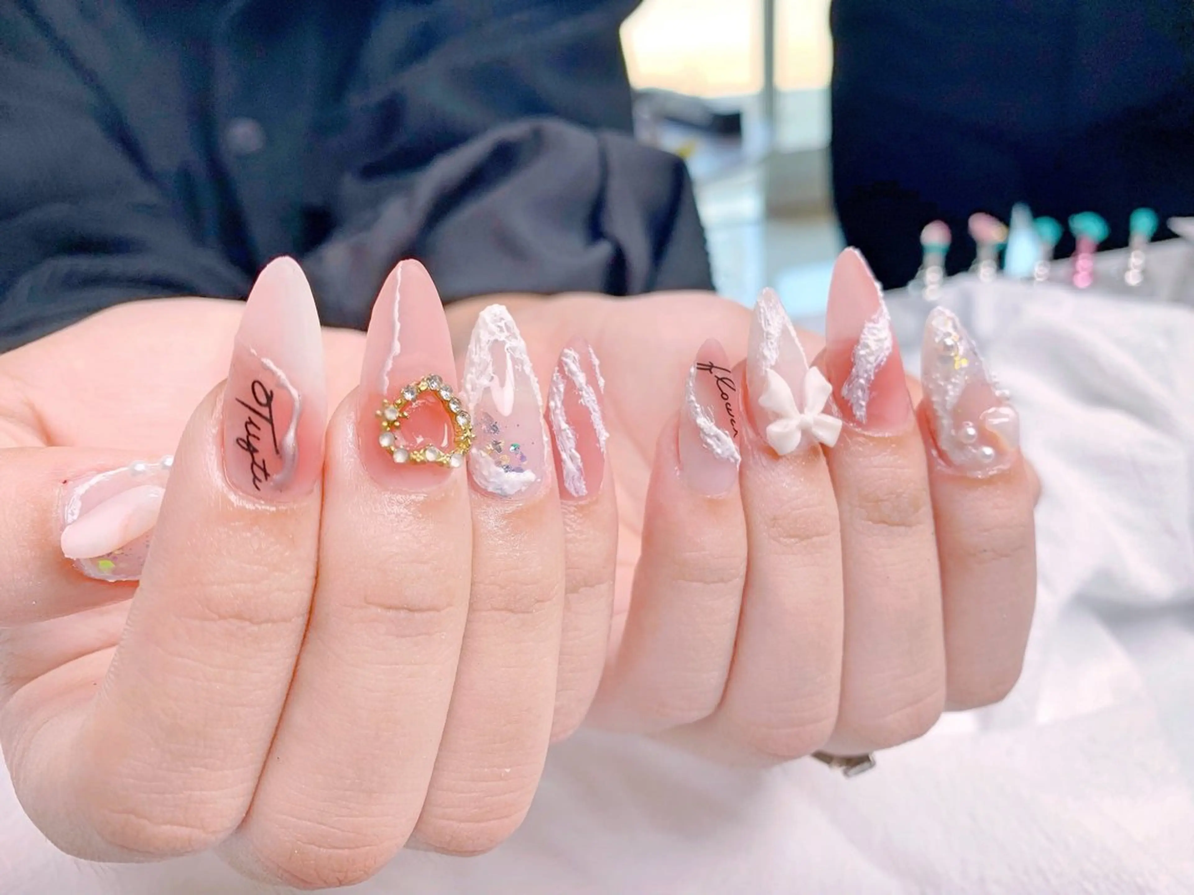 ロング 28nails -hangのネイルデザイン