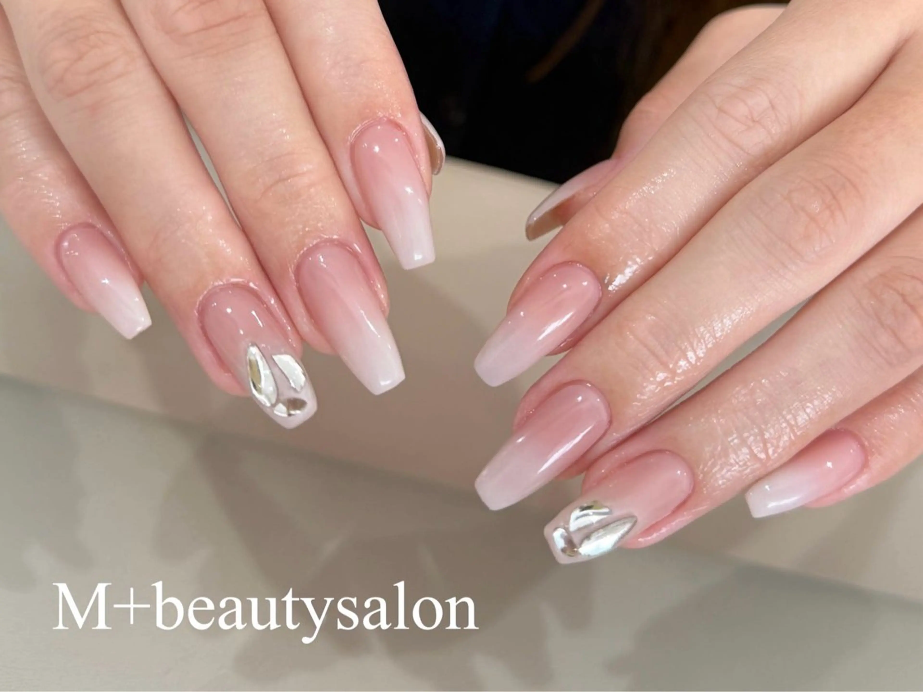ネイル M+  Beauty Salonのネイルデザイン
