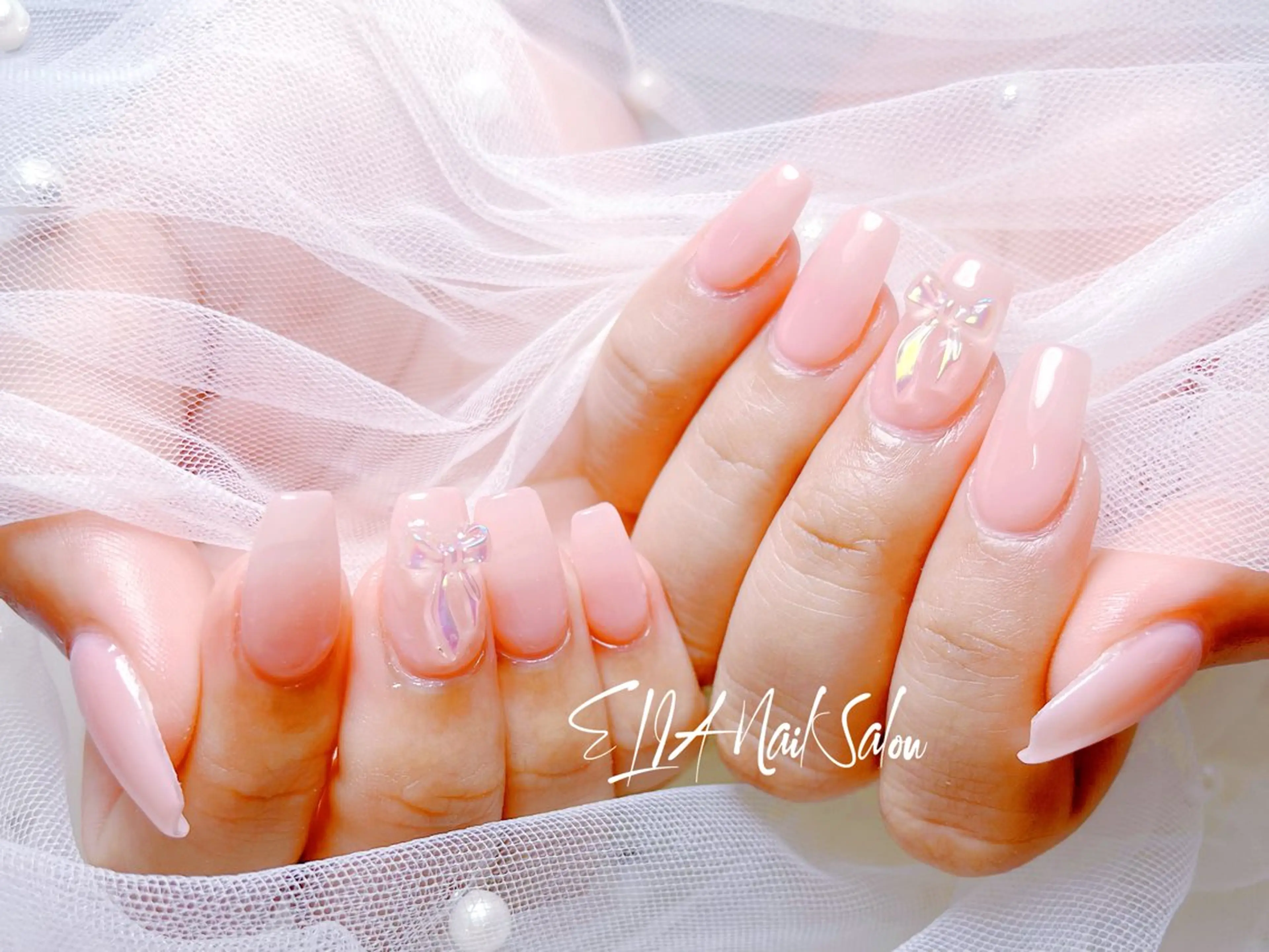 ミディアム ハンドネイル ELIA【エリア】 nailsalonのネイルデザイン
