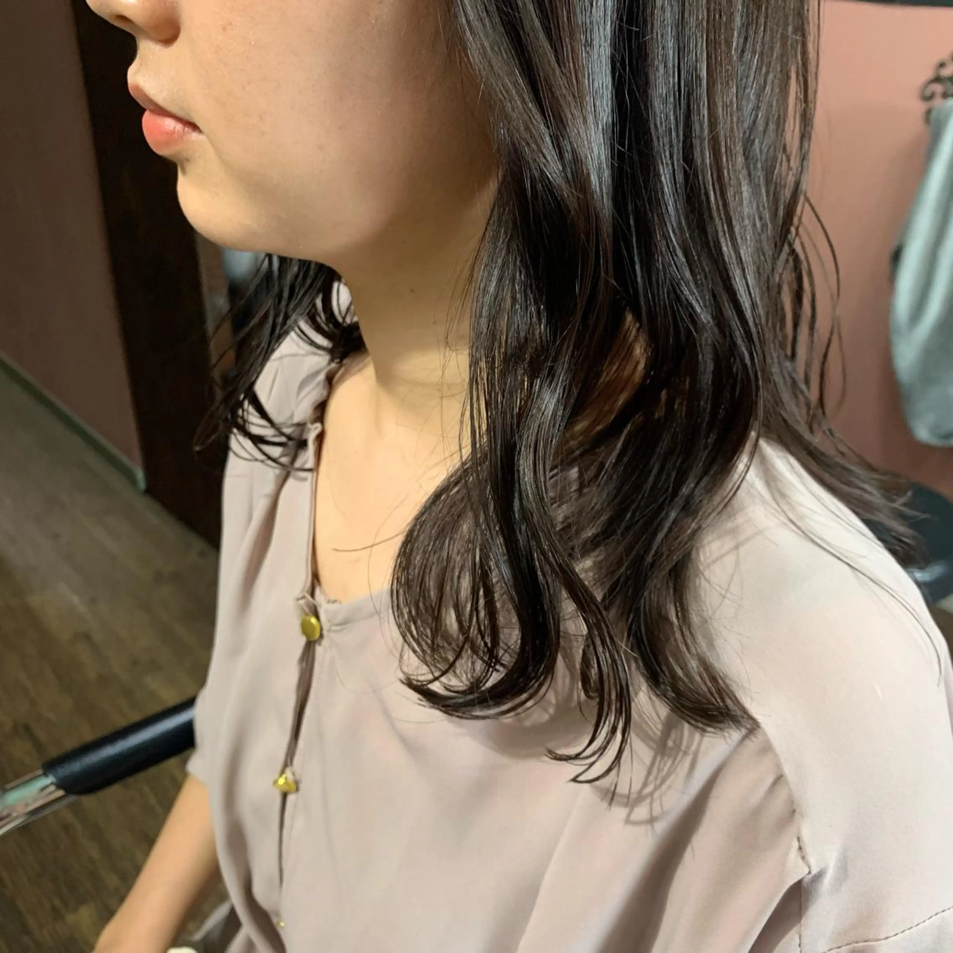 ミディアム おくれ毛 小顔カット カット chouette/ 根本優希のヘアスタイル