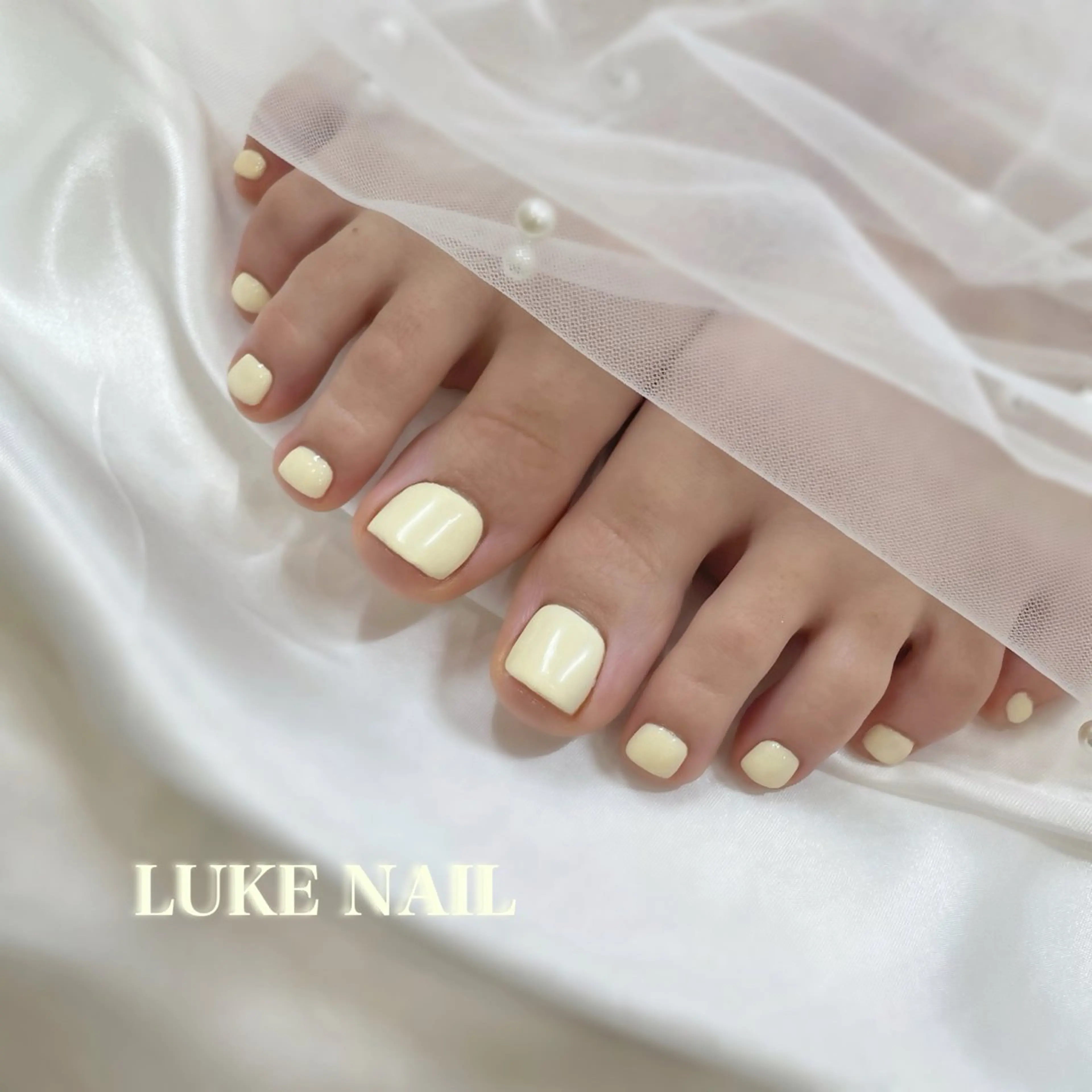 オフ無し🦶🏻フットネイル【ワンカラー】350色以上！の写真