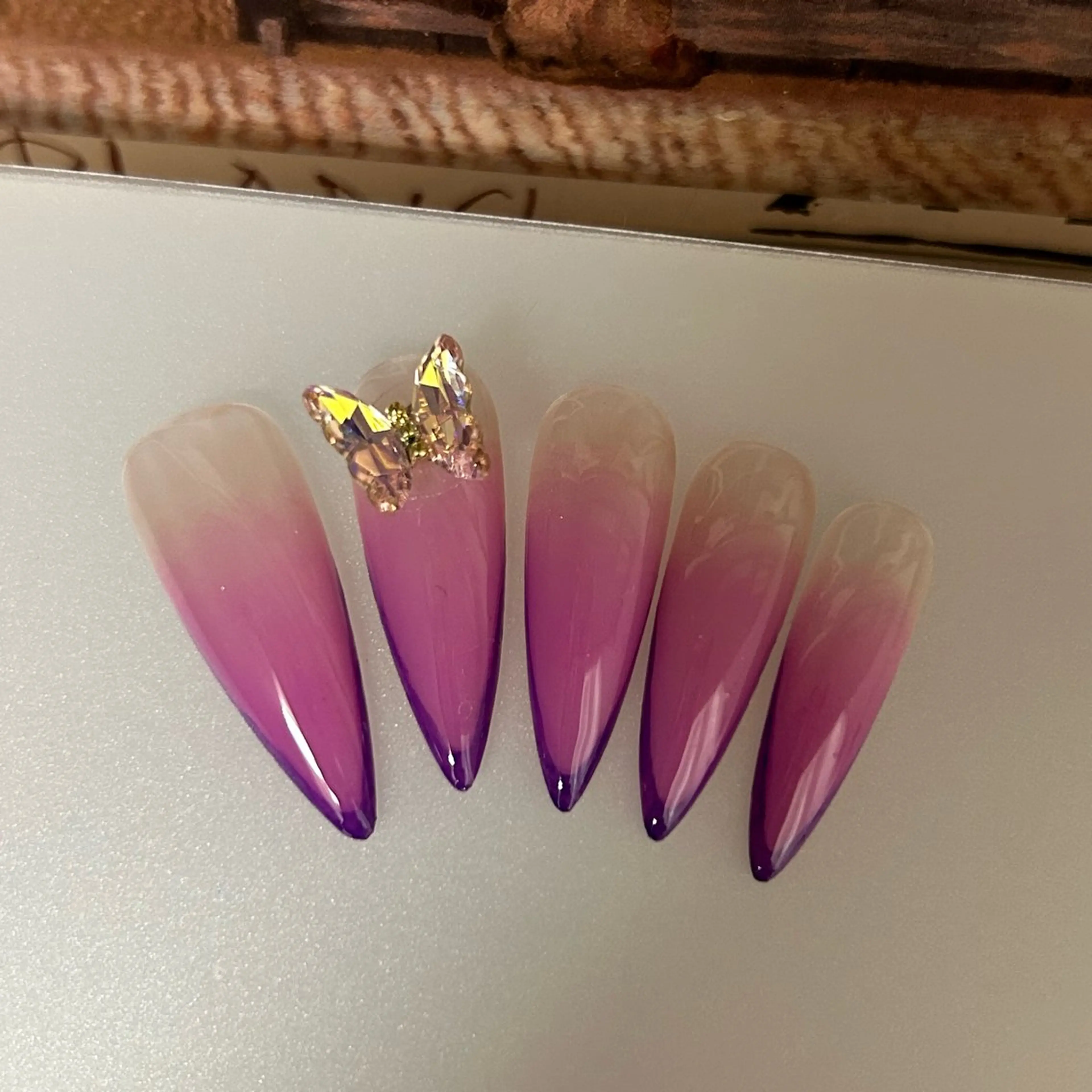 ネイル ハンドネイル 【長さ出し】 IRIS NAILのネイルデザイン
