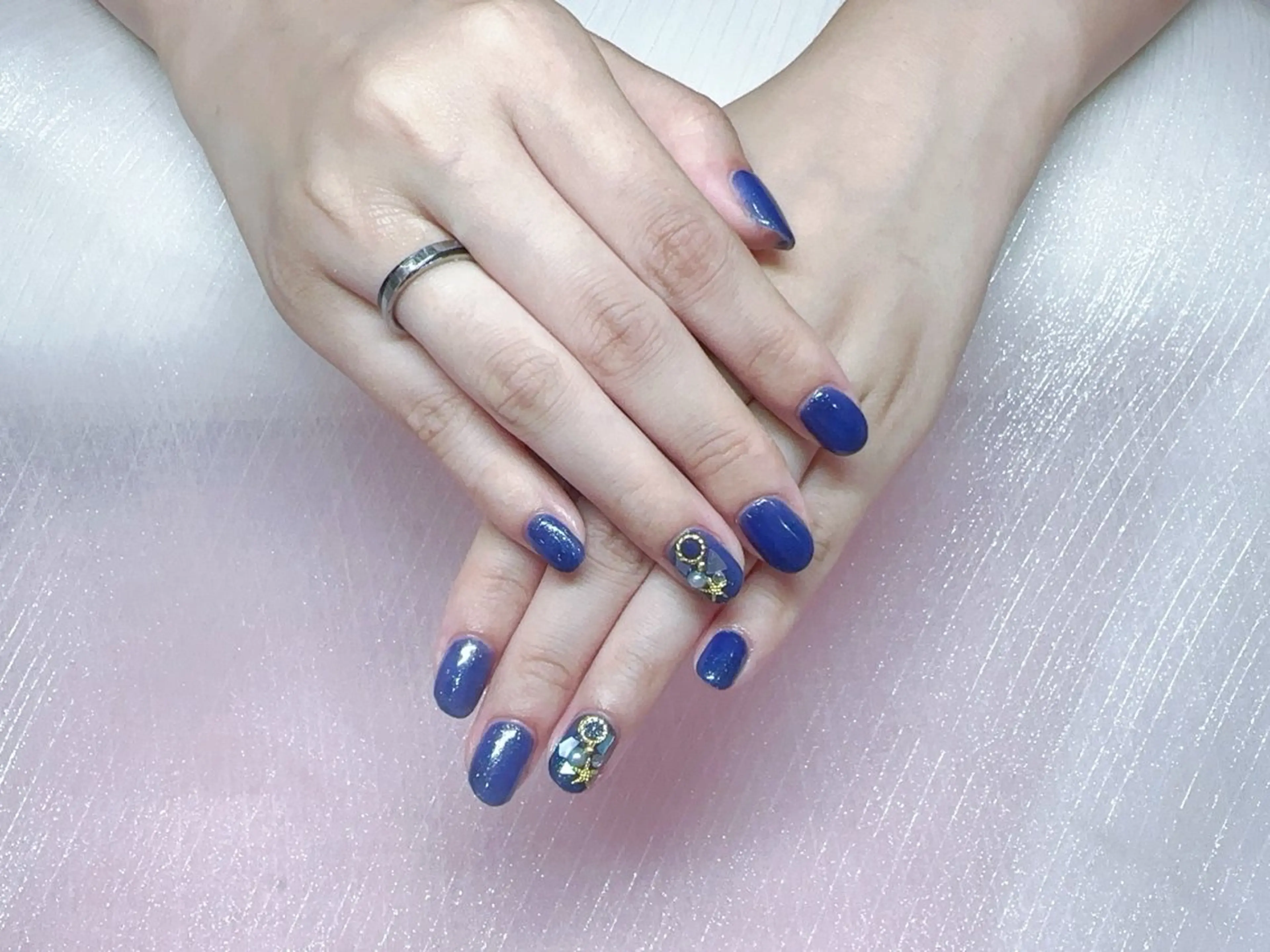 ネイル Y&M NAIL所属・樺井 アオイのネイルデザイン