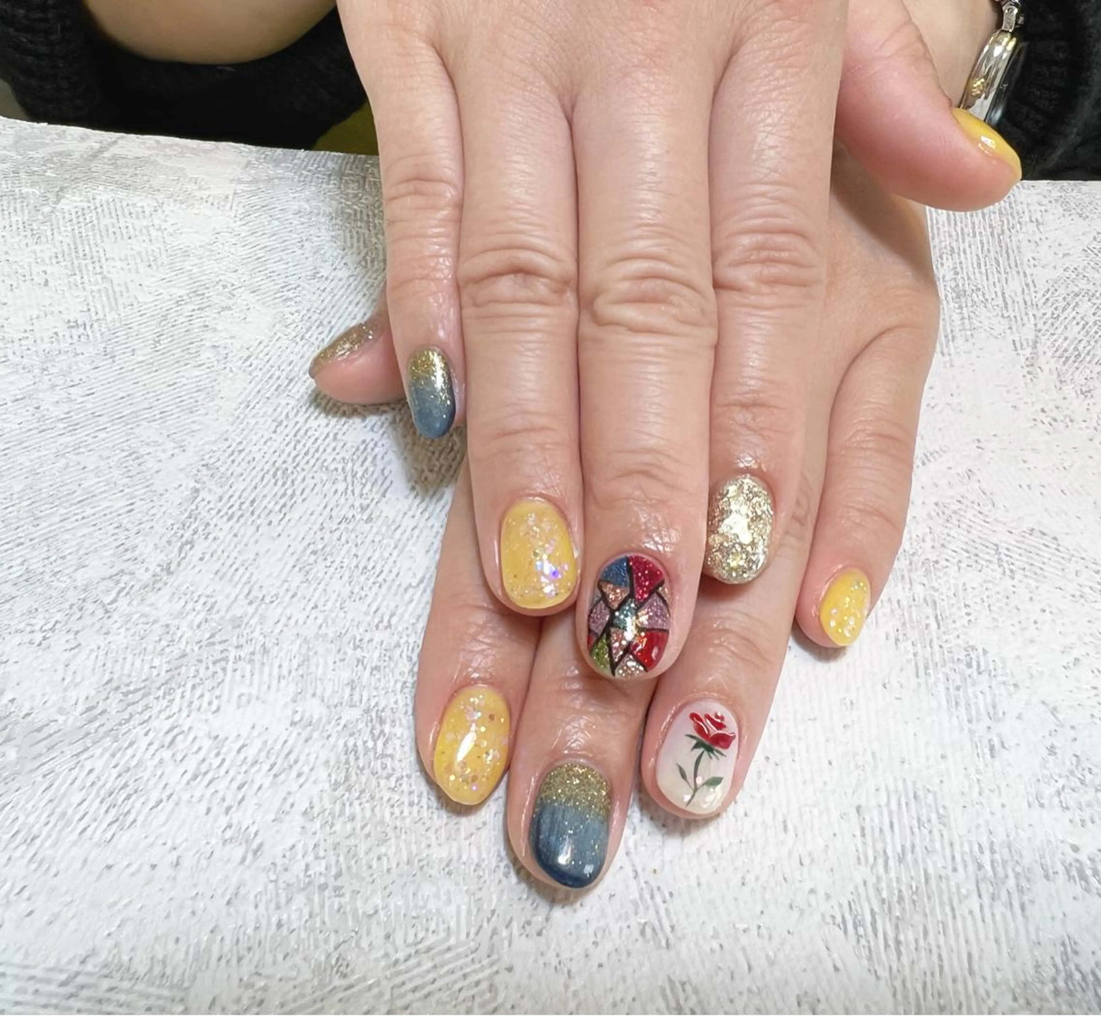 ネイル ハンドネイル 渡邊 亜貴のネイルデザイン