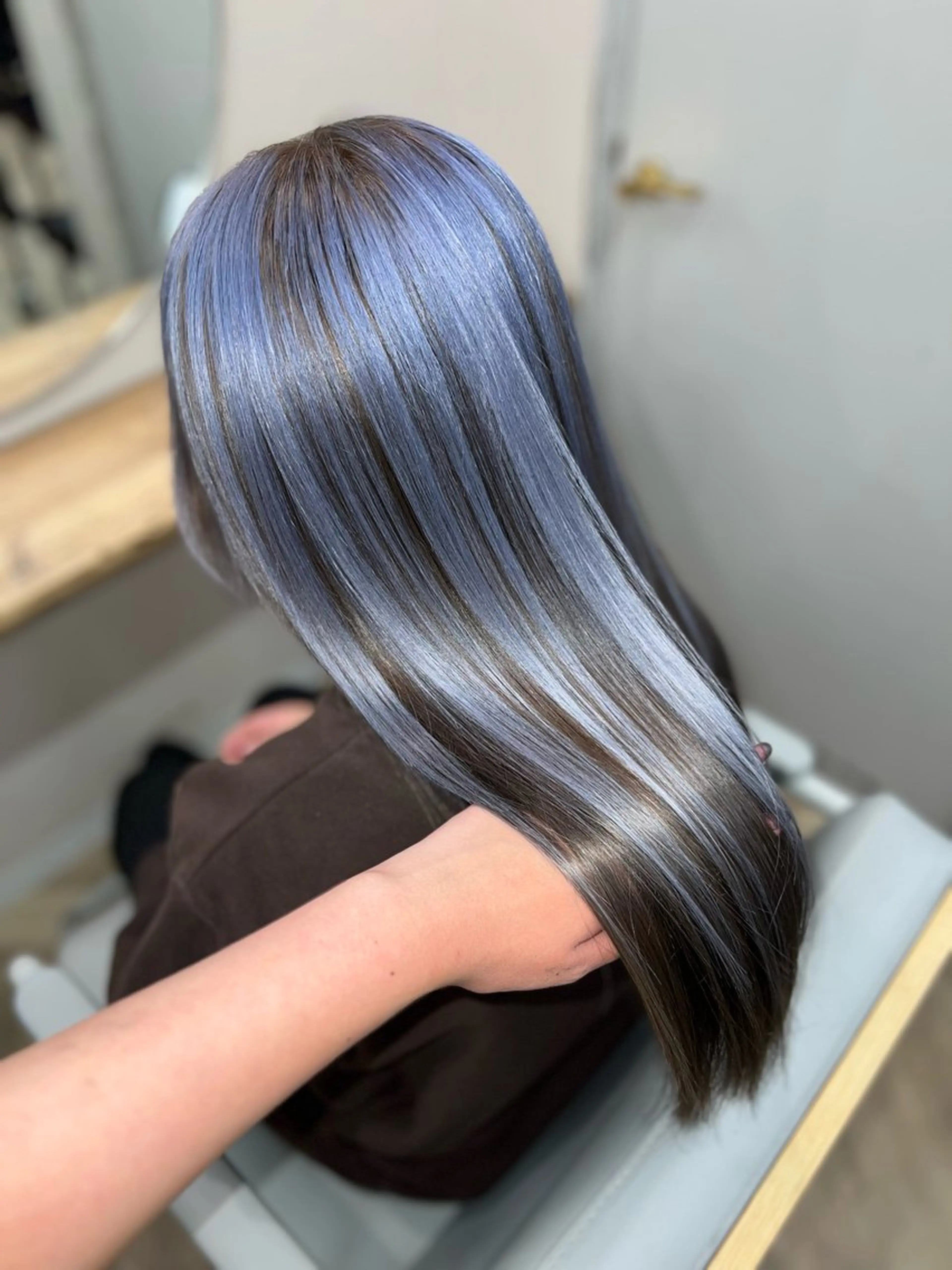 セミロング カラー ヘアカラー トリートメント 岡山ハイトーン・ ルーツカラー/こもものヘアスタイル