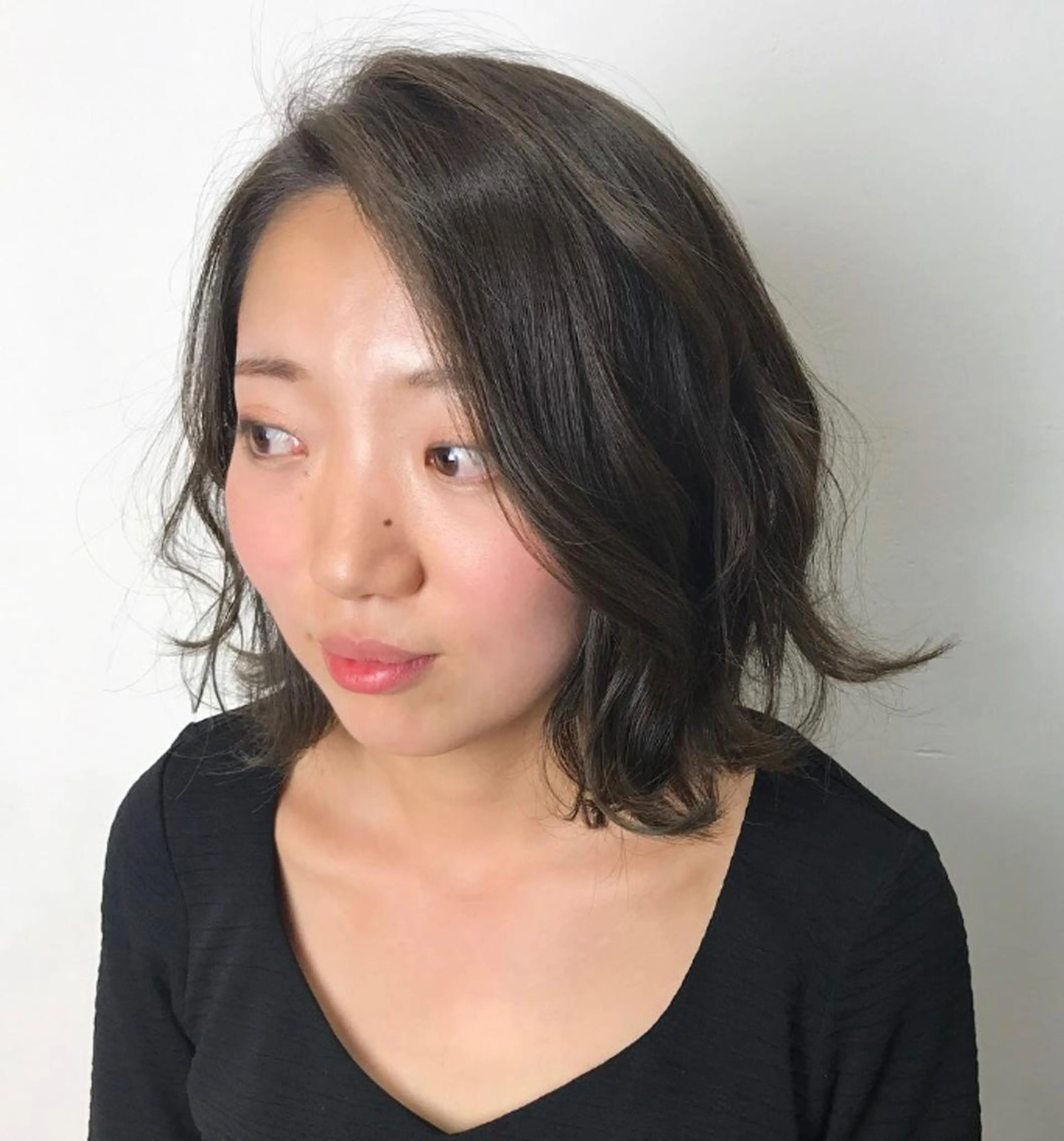 ショート ミディアム セミロング ロング カラー オリーブグレー カット特化柏駅 徒歩3分LOUのヘアスタイル