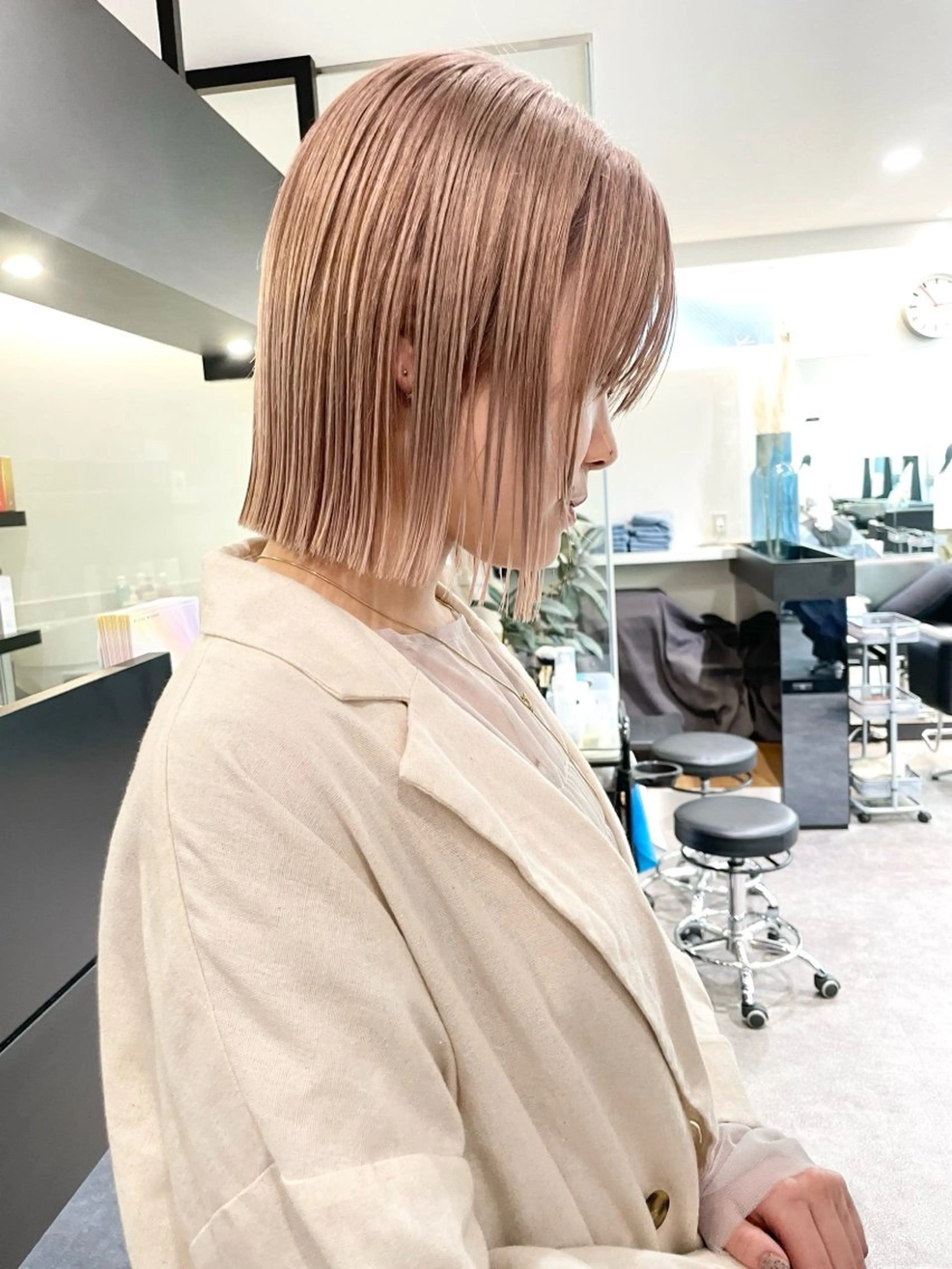 【🪞平日限定🪞】ケアダブルカラー(ブリーチ)🎨＋オリジナルトリートメント+スタイリング🎀の写真