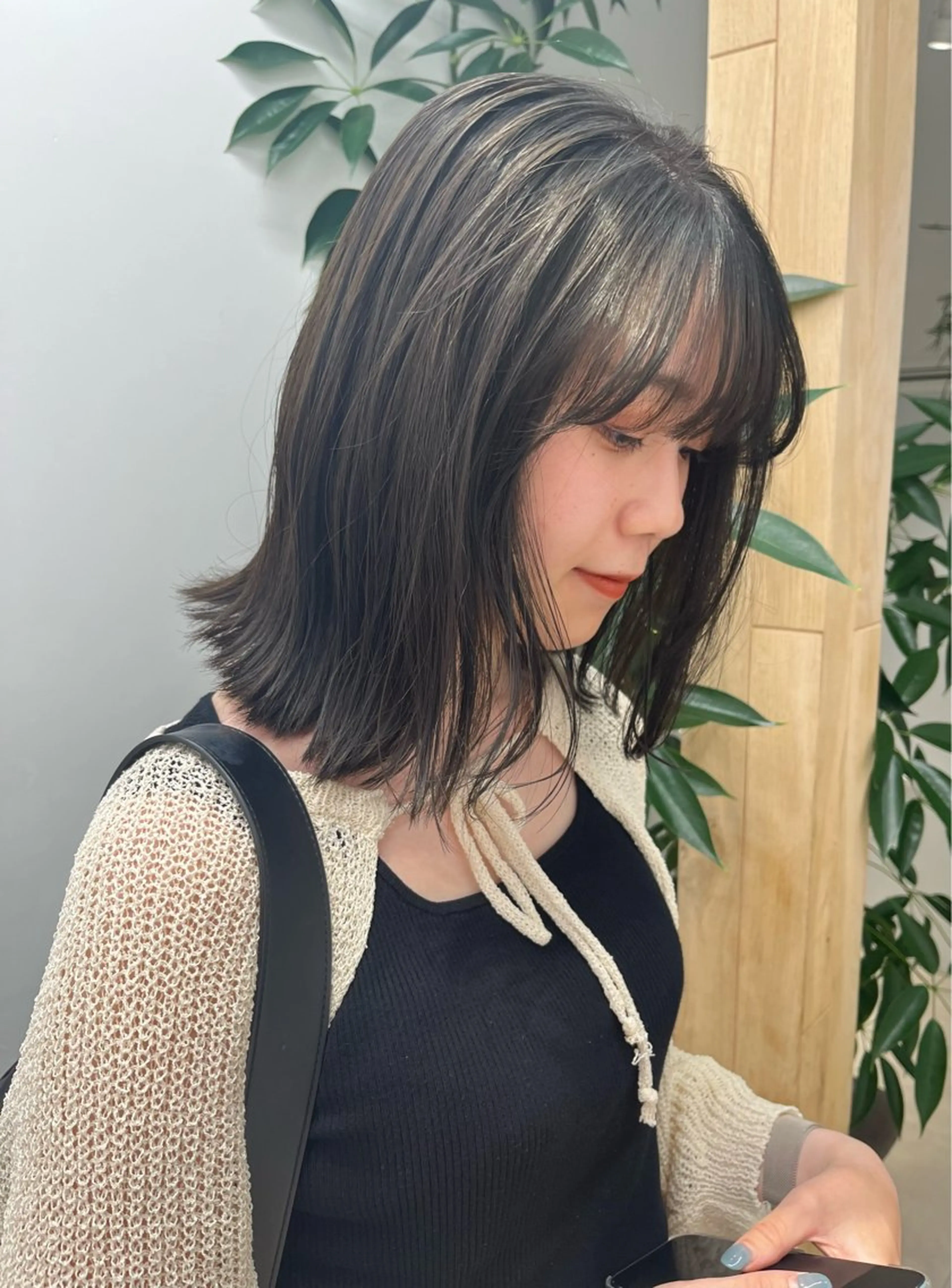 ミディアム カラー 透明感カラー ヘアカラー トリートメント ヨシダ トモキのヘアスタイル