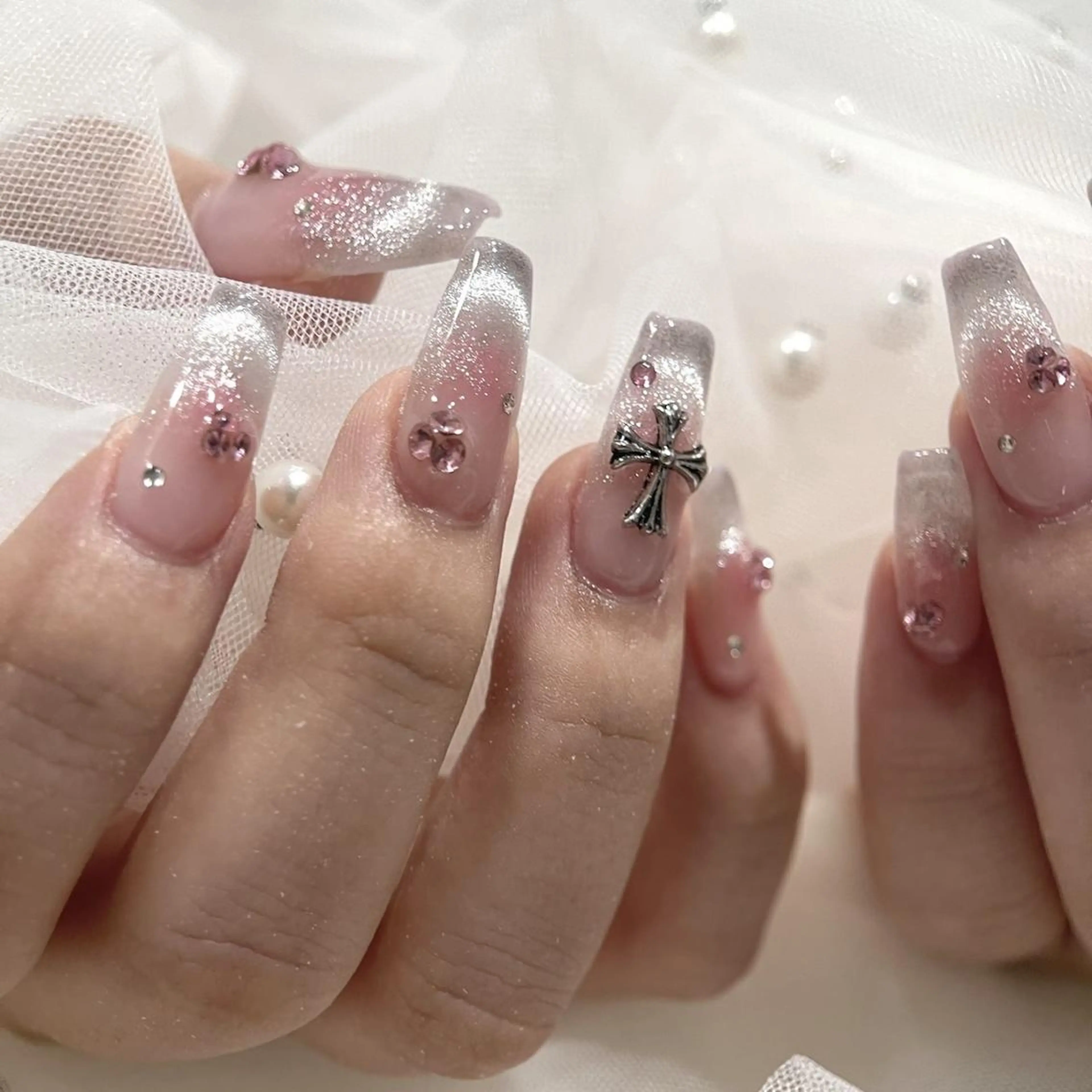 ネイル ハンドネイル 🍓fein.表参道 ANNEX店🧁🪽のマツエク・マツパデザイン